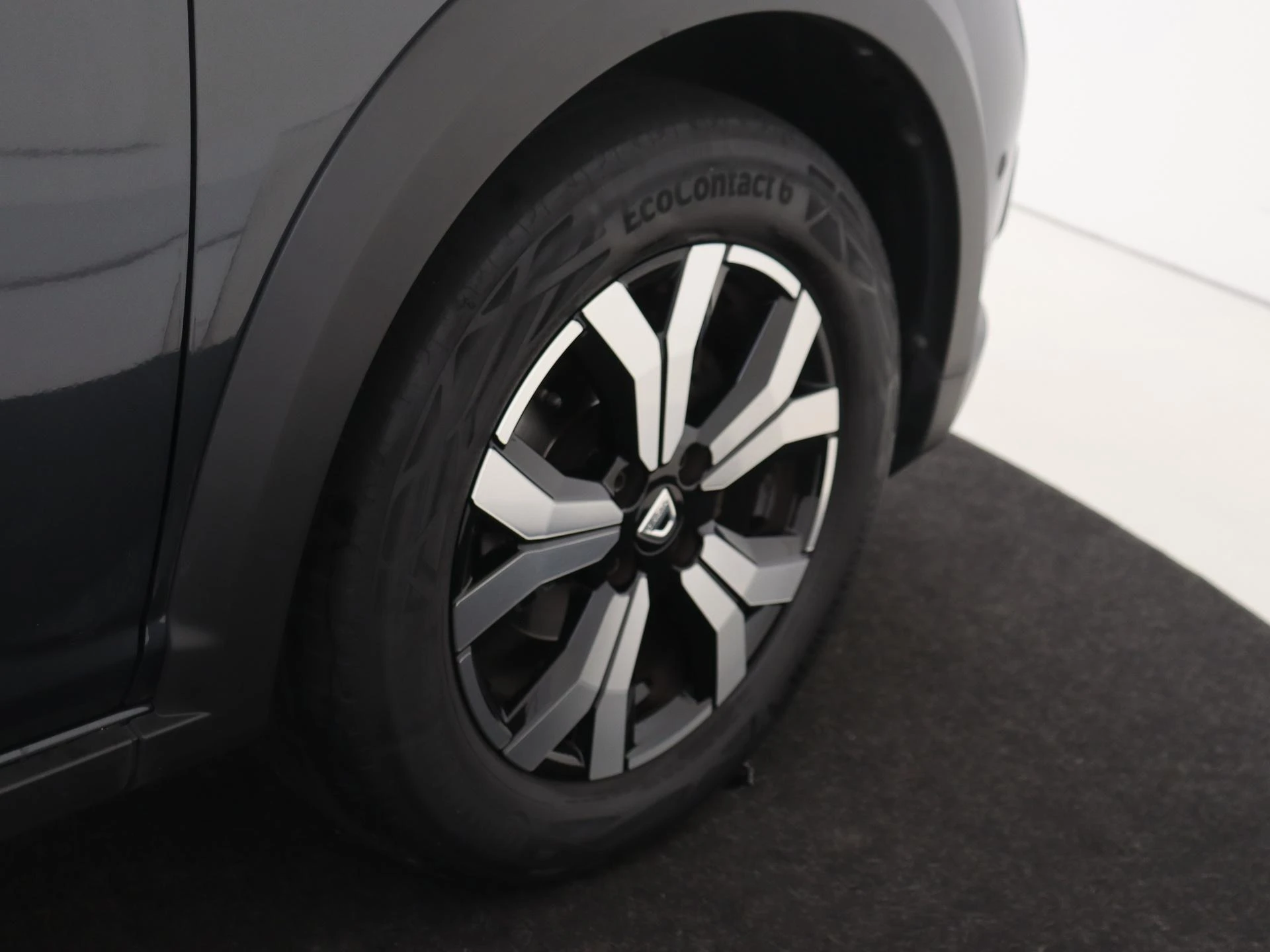 Dacia-Sandero Stepway-image-25