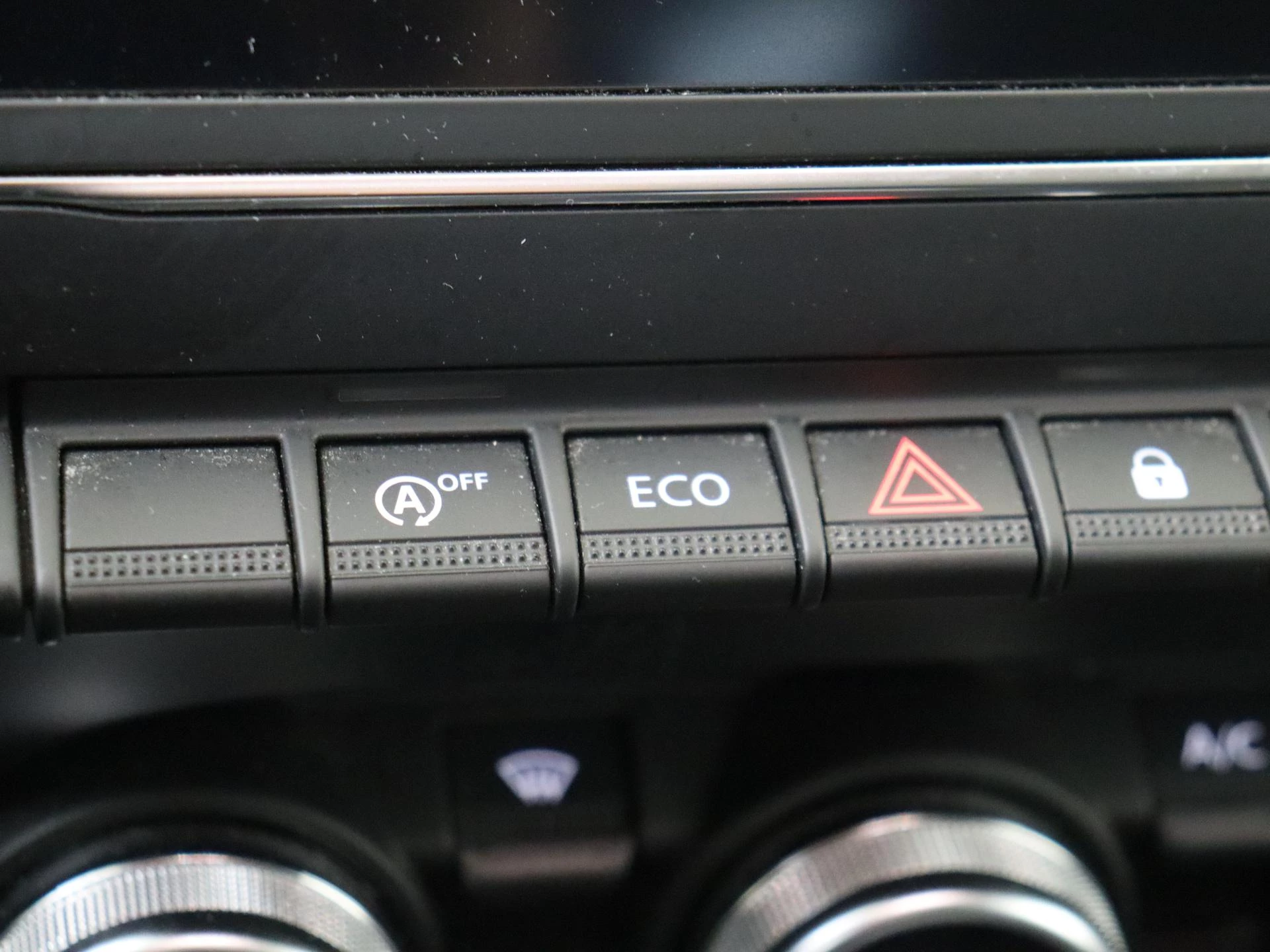 Renault-Clio-image-19