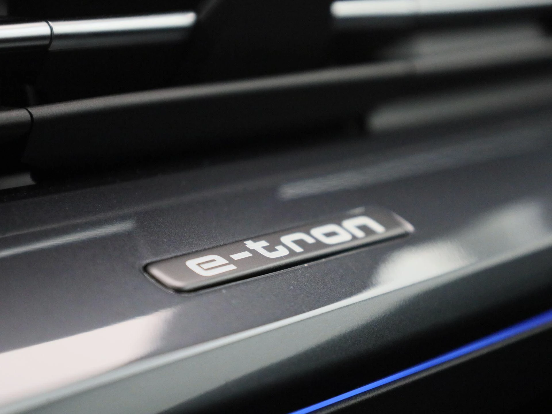 Audi-Q4 Sportback e-tron-image-22