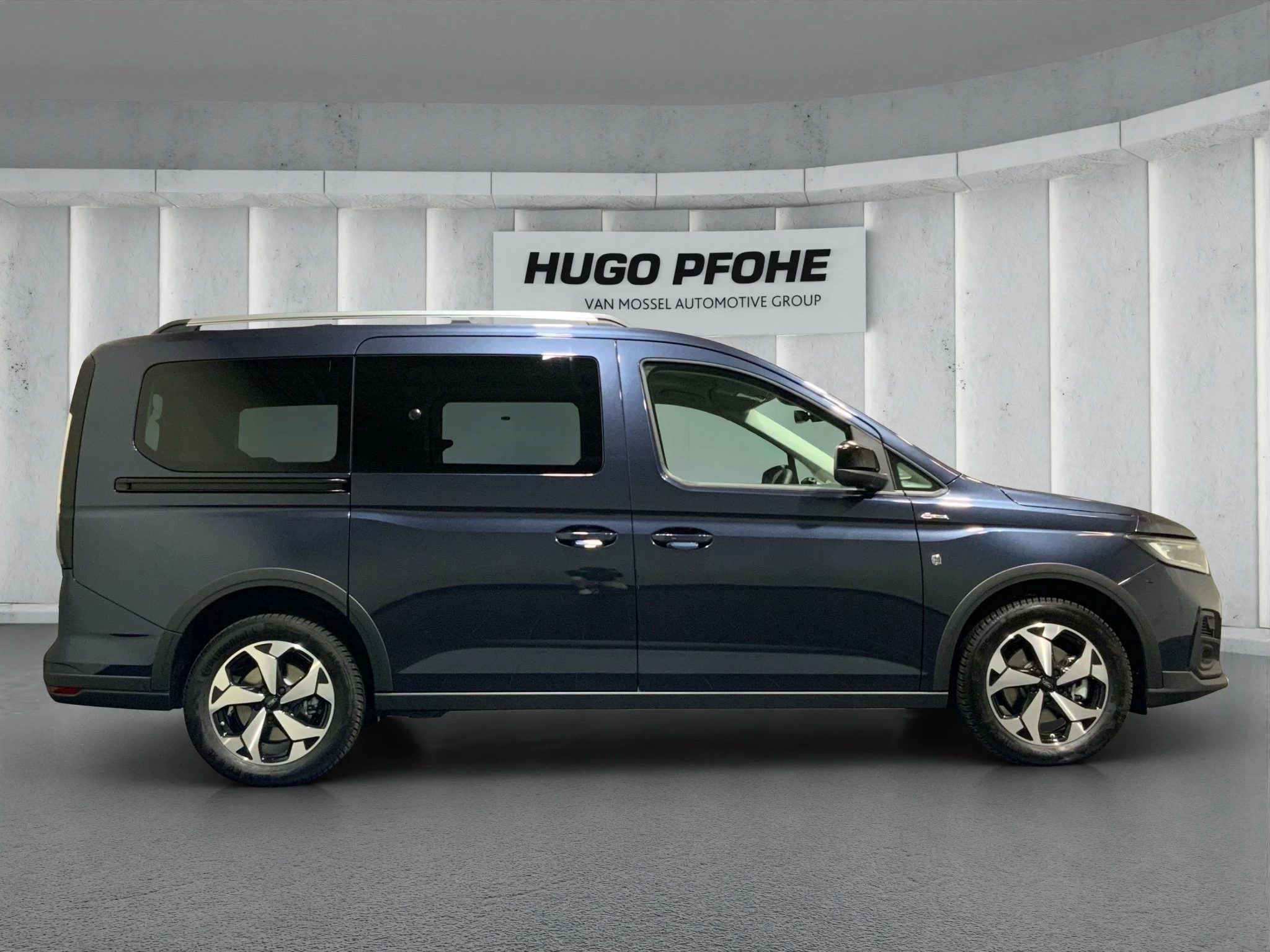 Ford Tourneo Connect Grand Active 1.5 EcoBoost PHEV