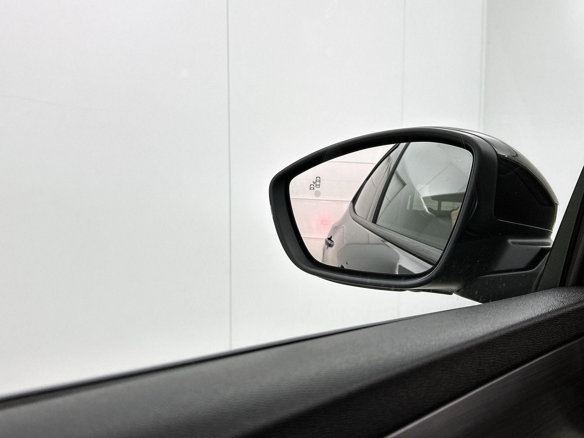 Opel-Mokka-e-image-19
