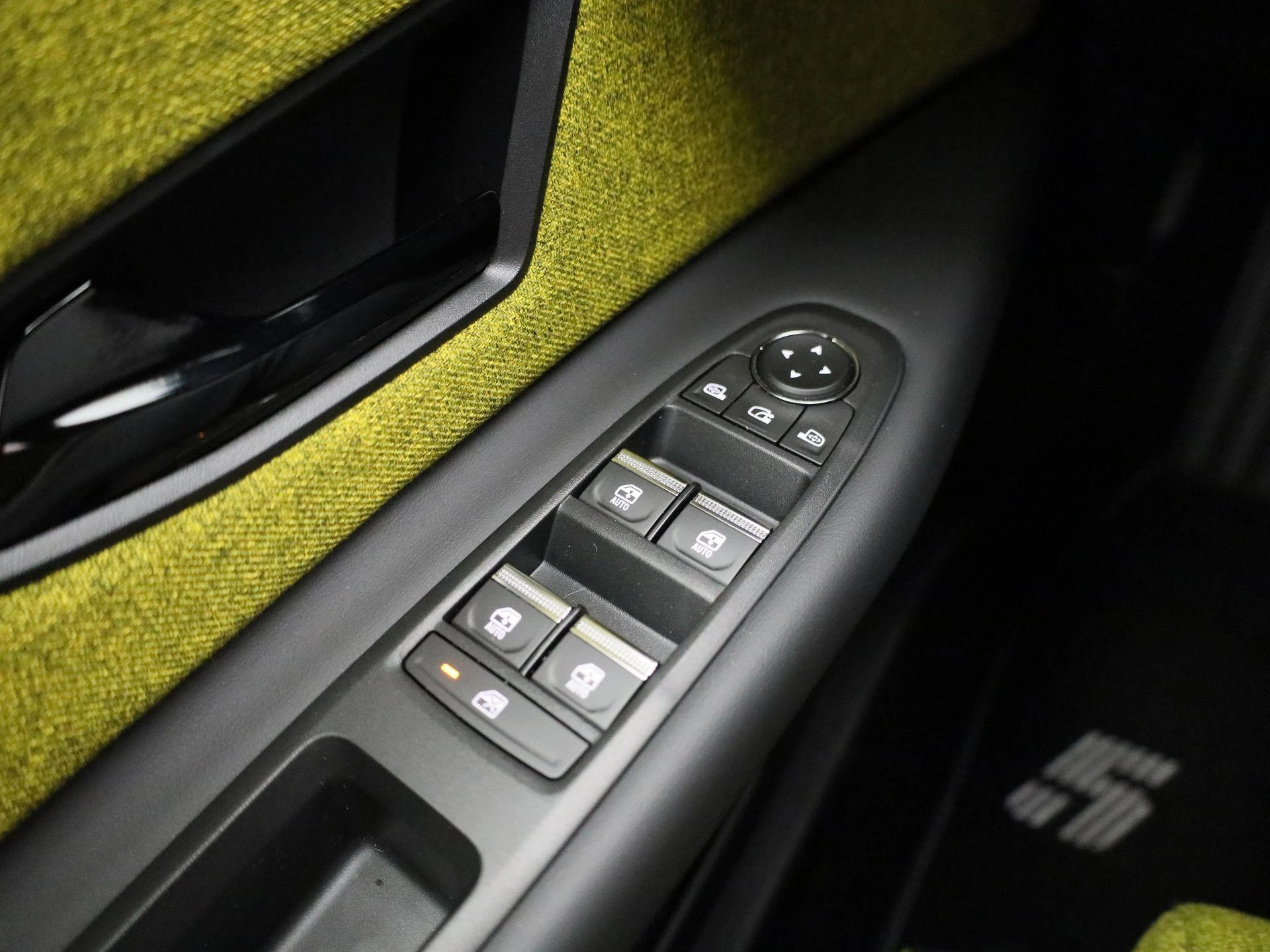 Renault-5-image-22