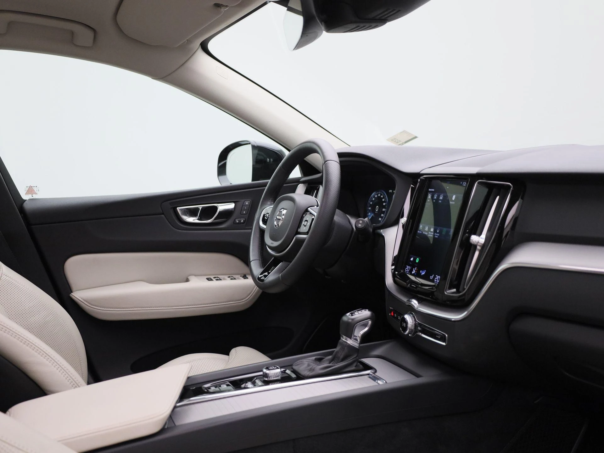 Volvo-XC60-image-34