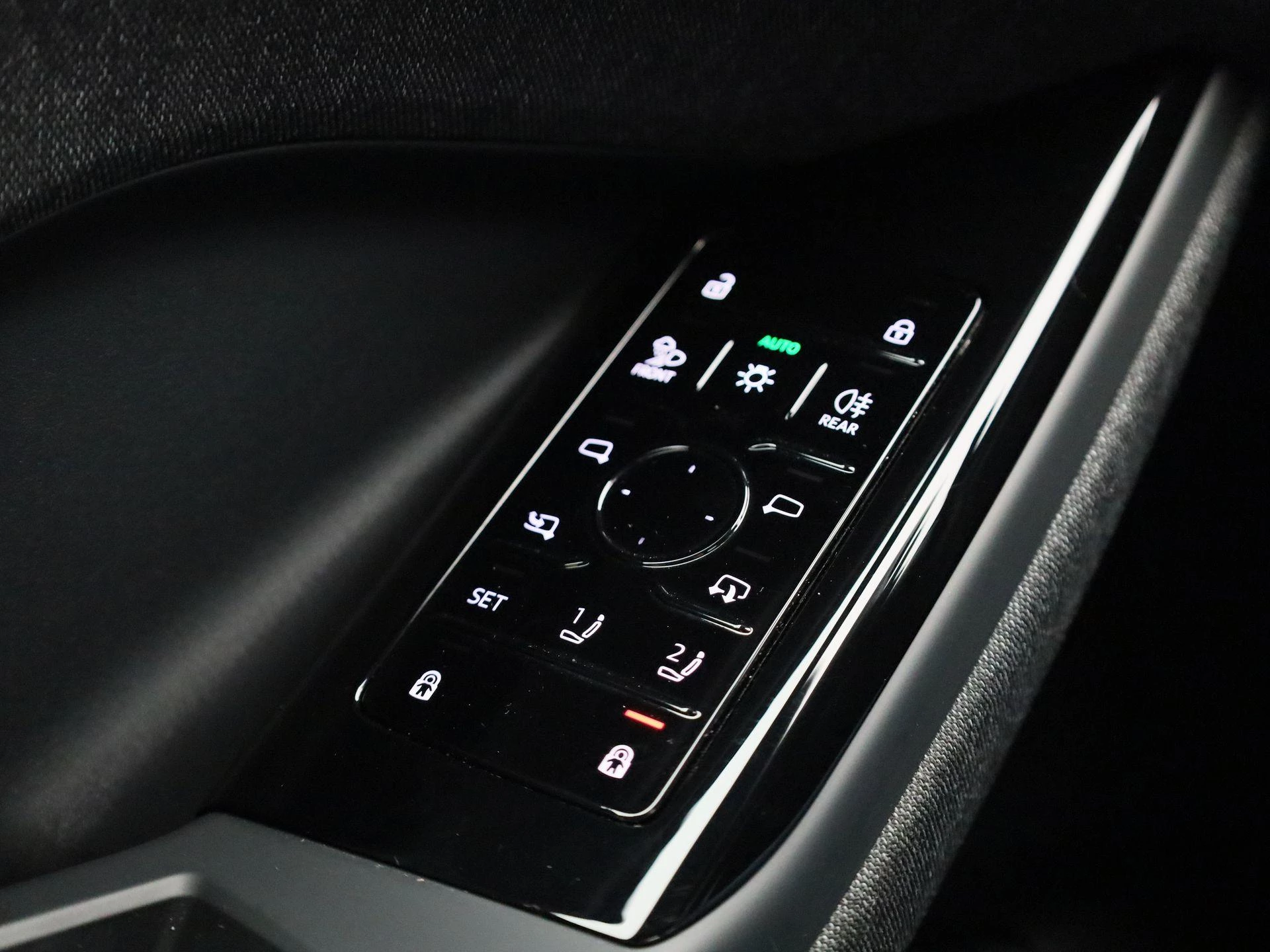 Audi-Q6 e-tron-image-37