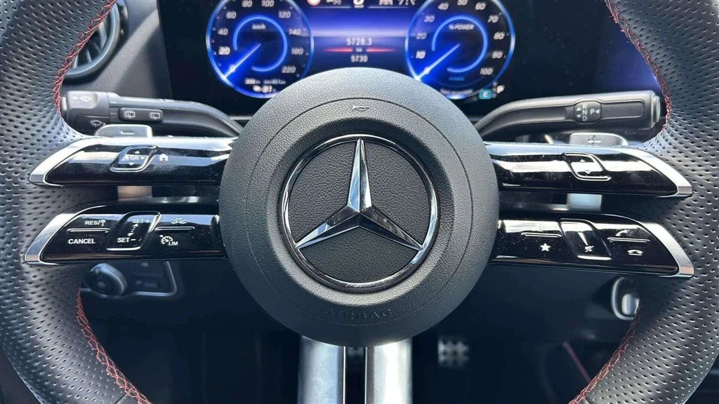 Mercedes-Benz-EQA-image-13