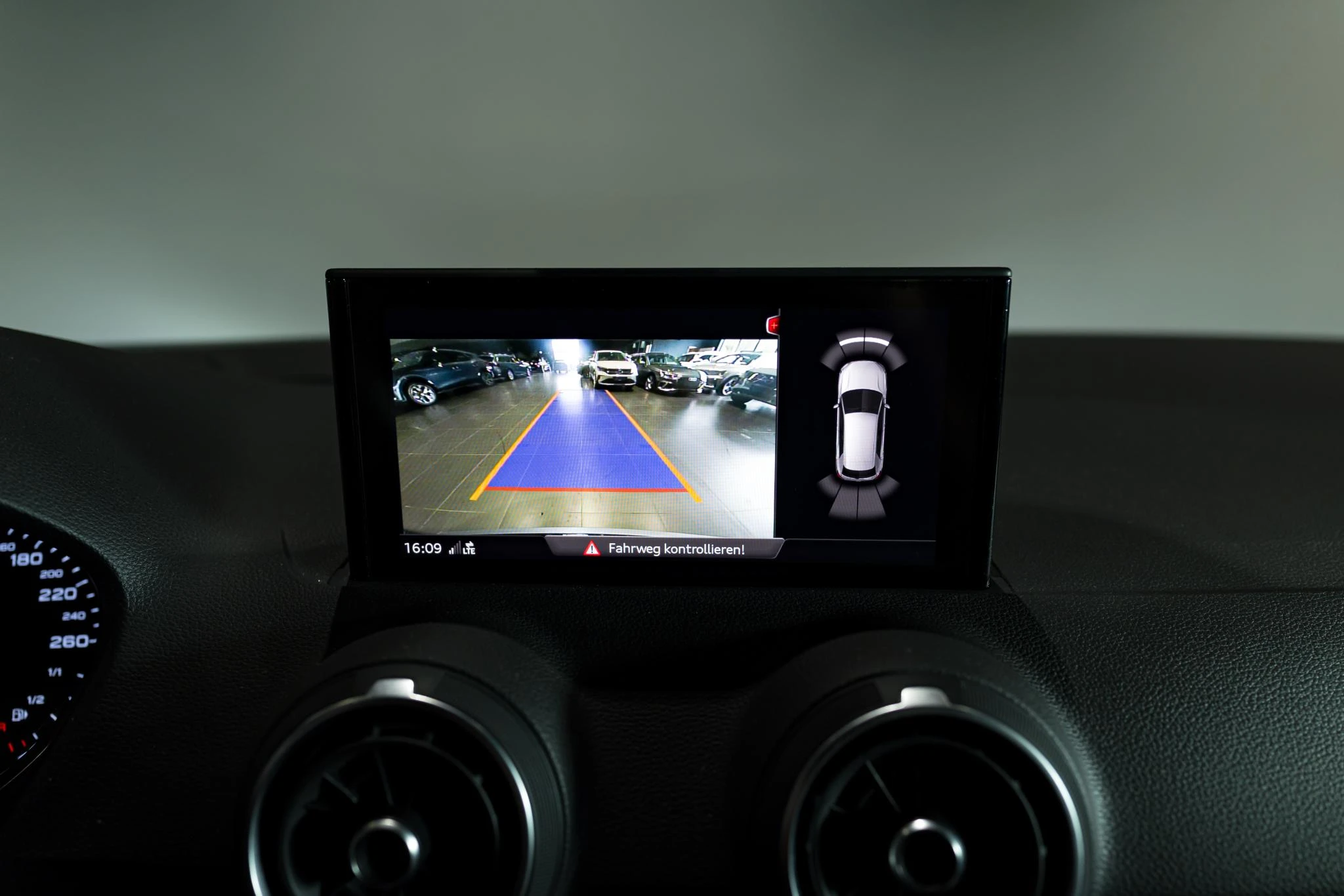 Audi-Q2-image-26