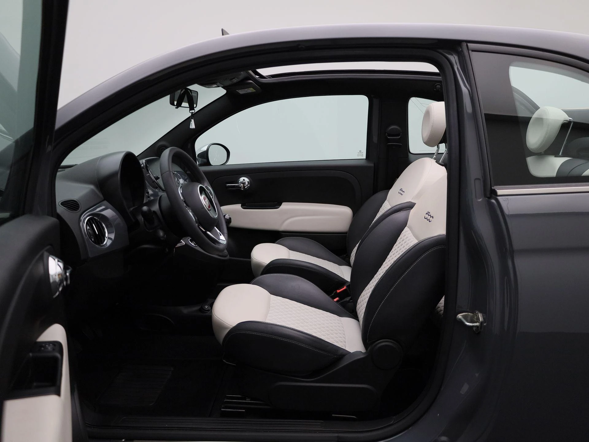 Fiat-500C-image-8