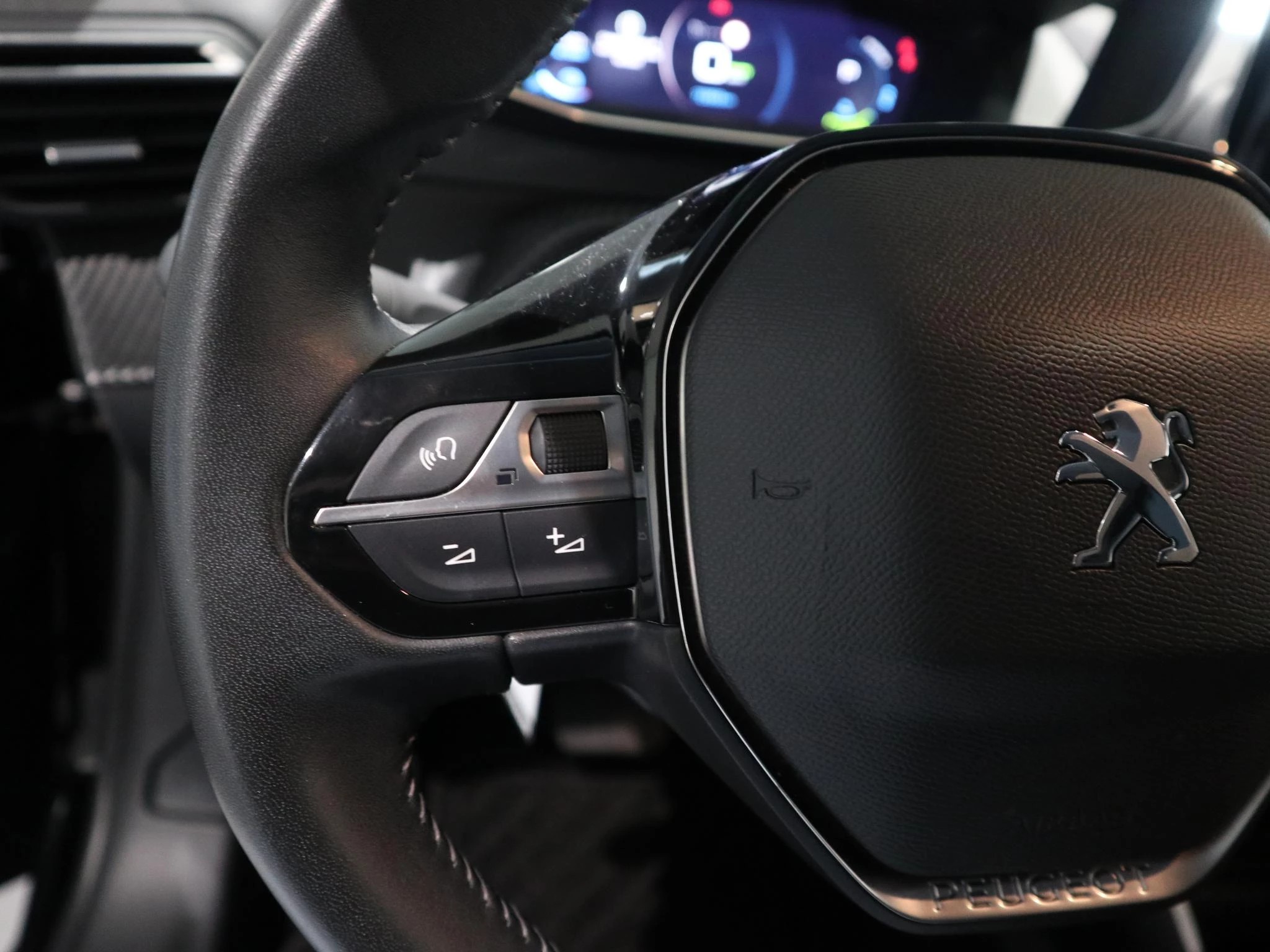 Peugeot e-208 EV Allure Pack 50 kWh