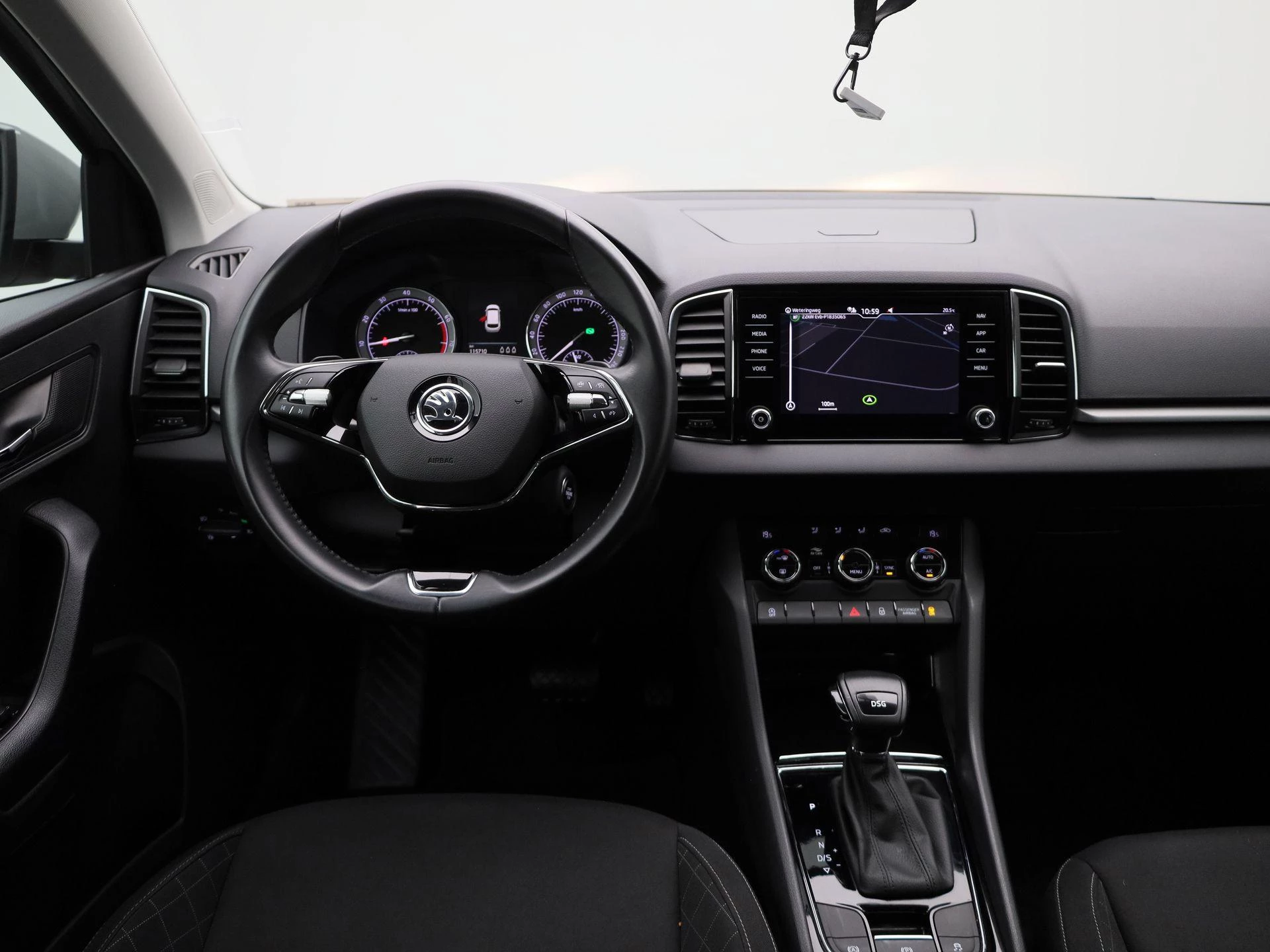 Škoda Karoq 1.5 TSI ACT Business Edition