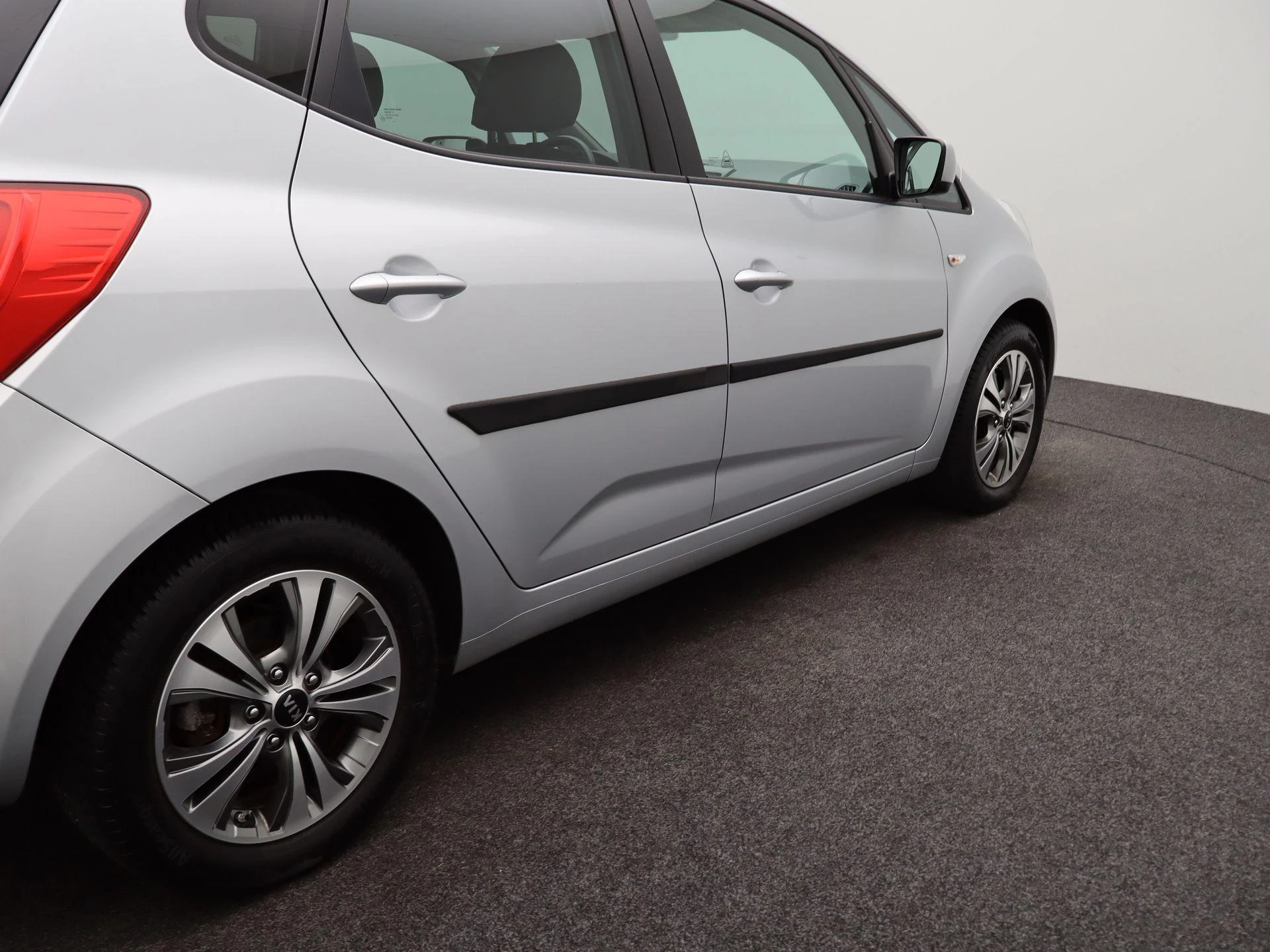 Kia-Venga-image-40