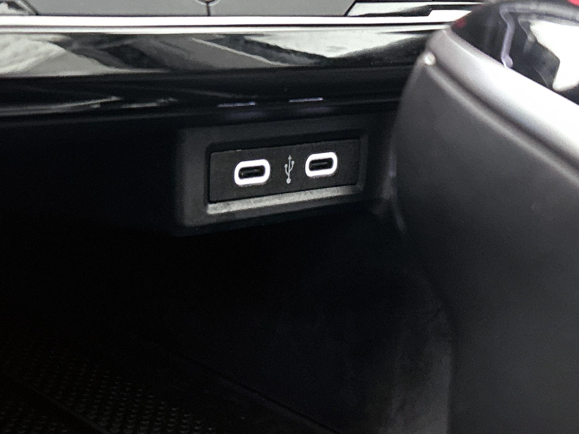 Volkswagen-T-Cross-image-32