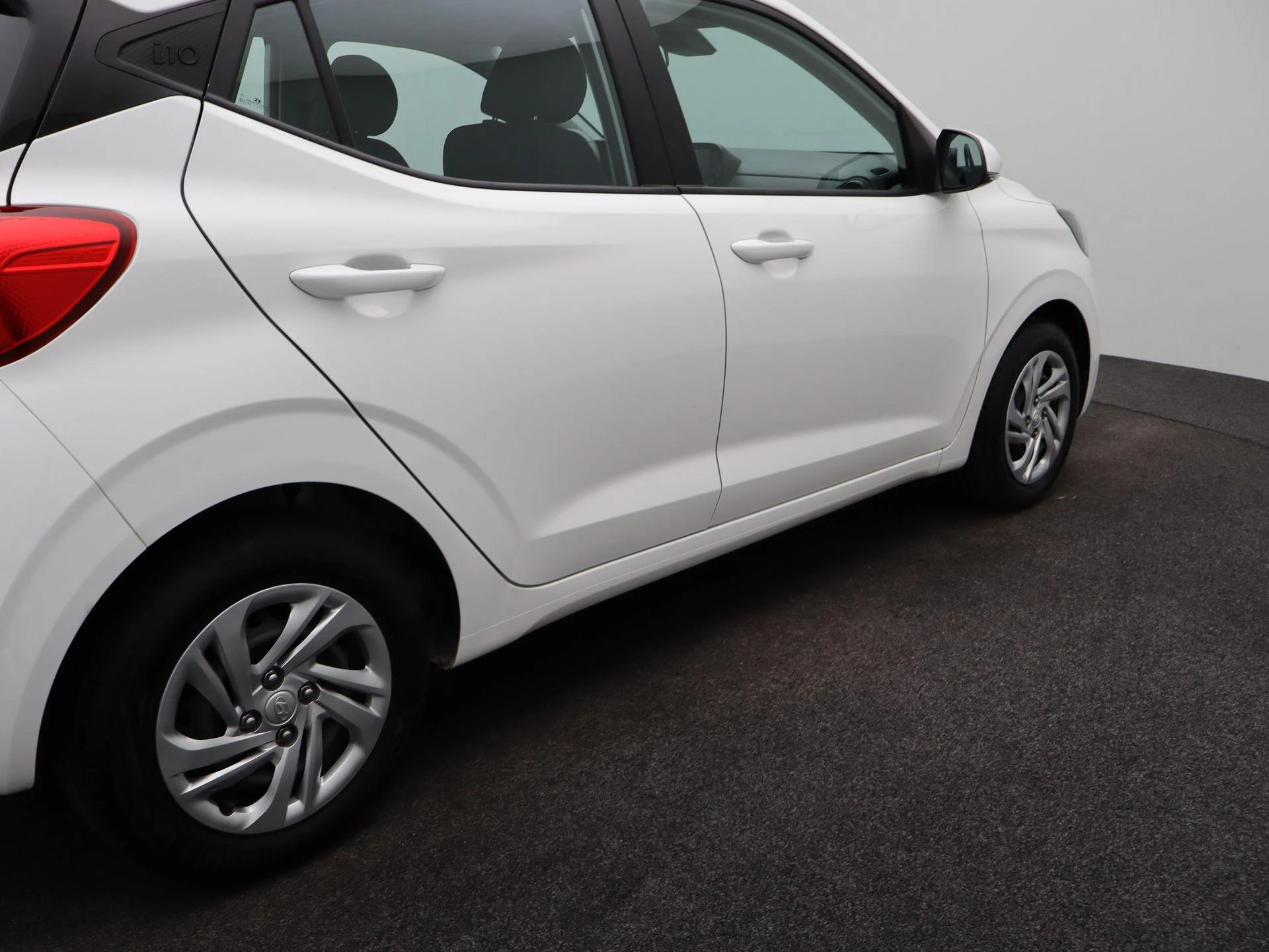 Hyundai-i10-image-35