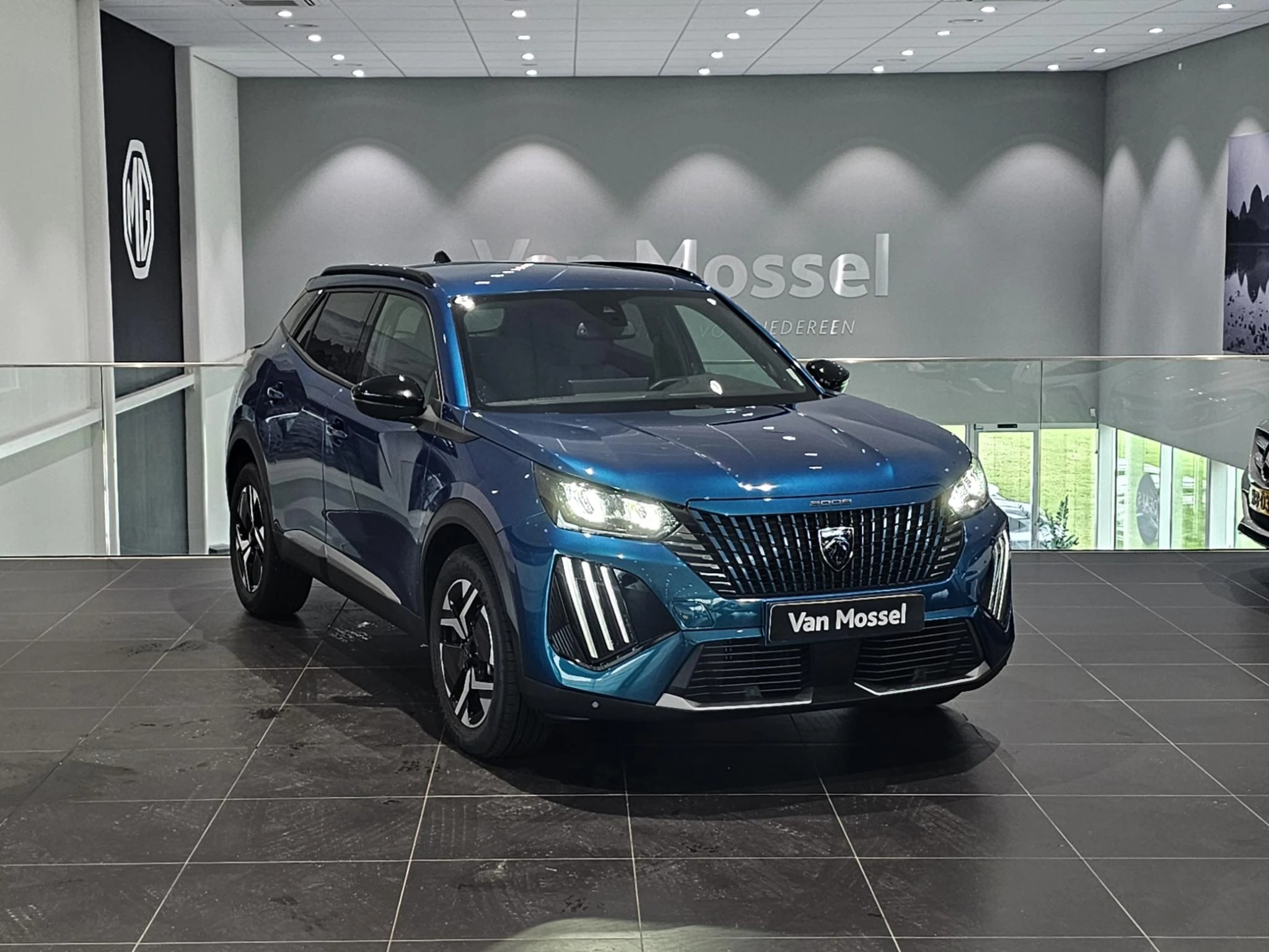 Peugeot-2008-image-2