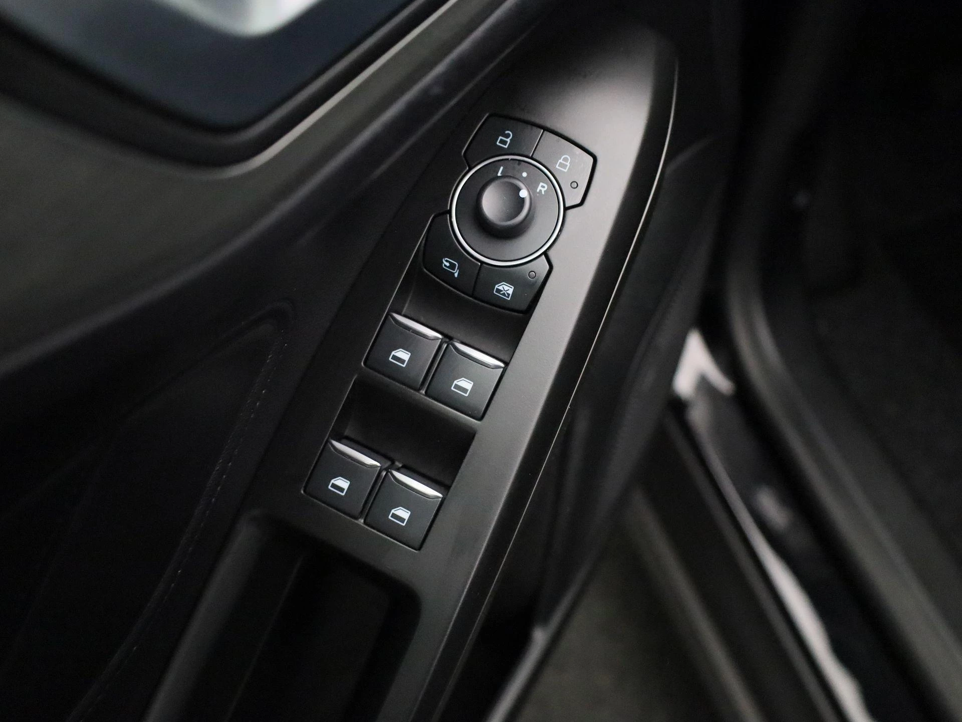 Ford-Focus-image-23