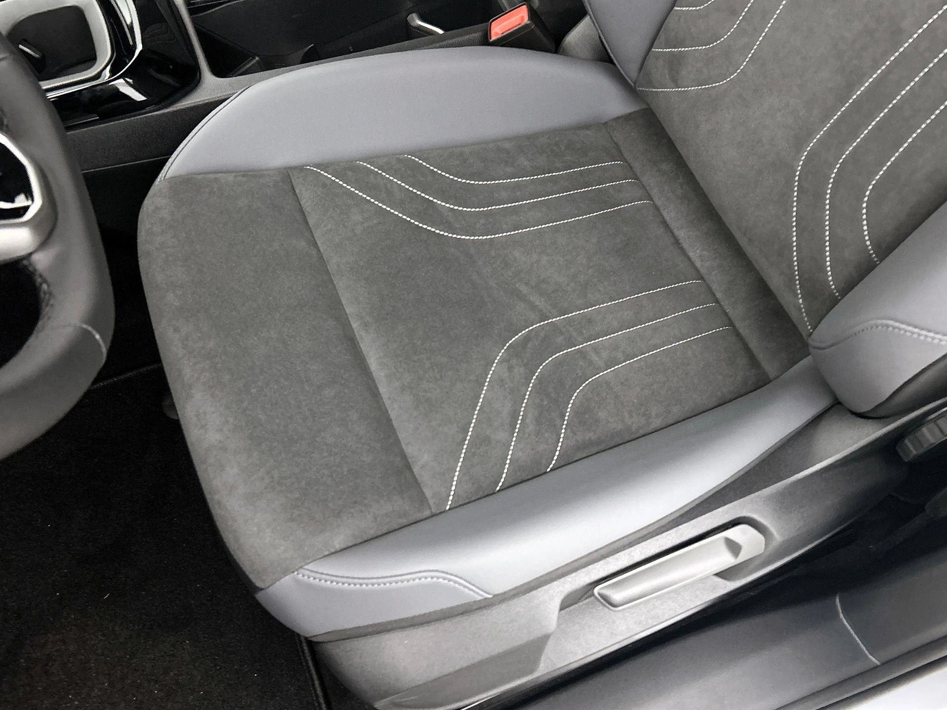 Volkswagen-ID.4-image-22