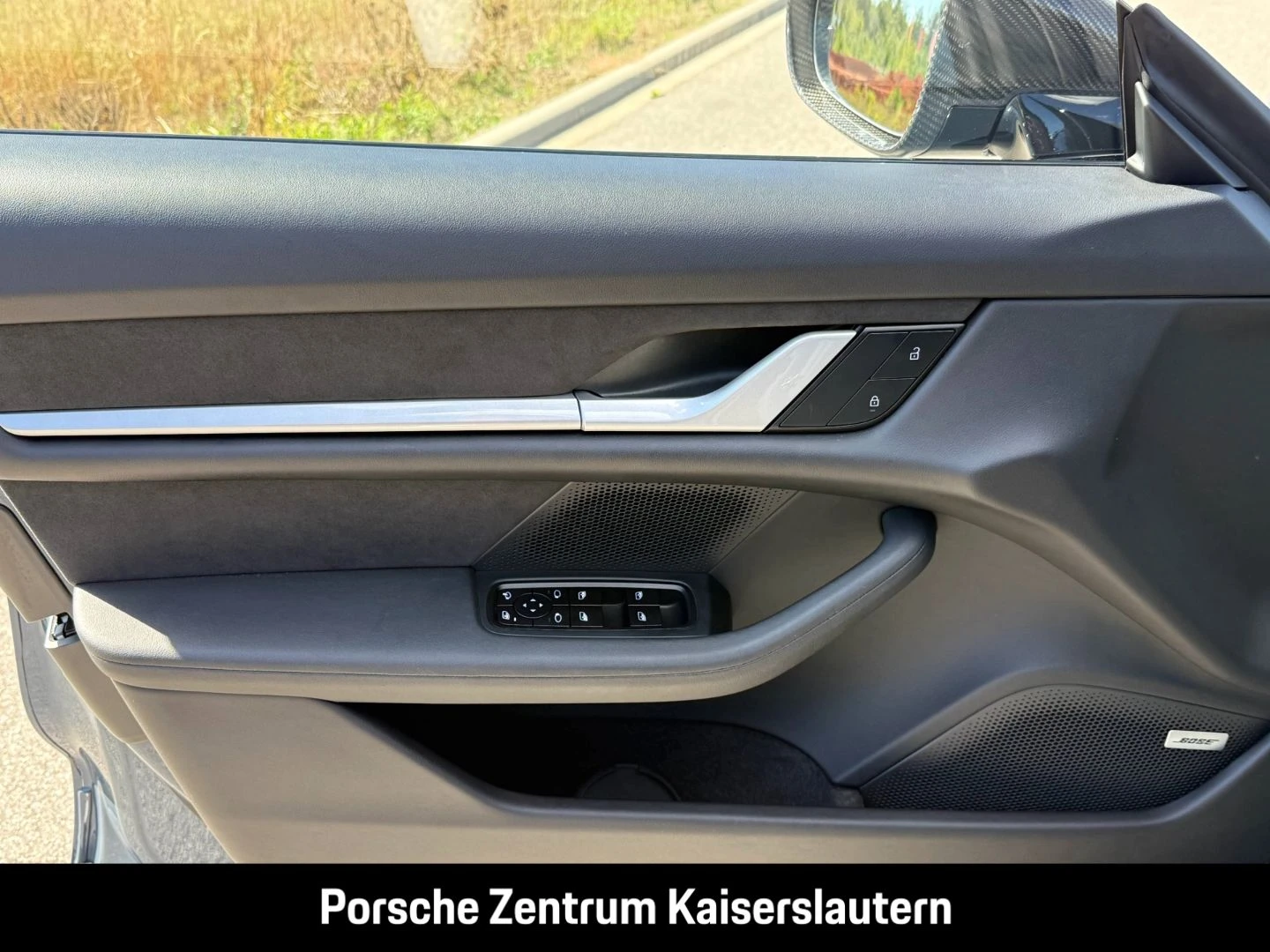 Porsche-Taycan-image-27