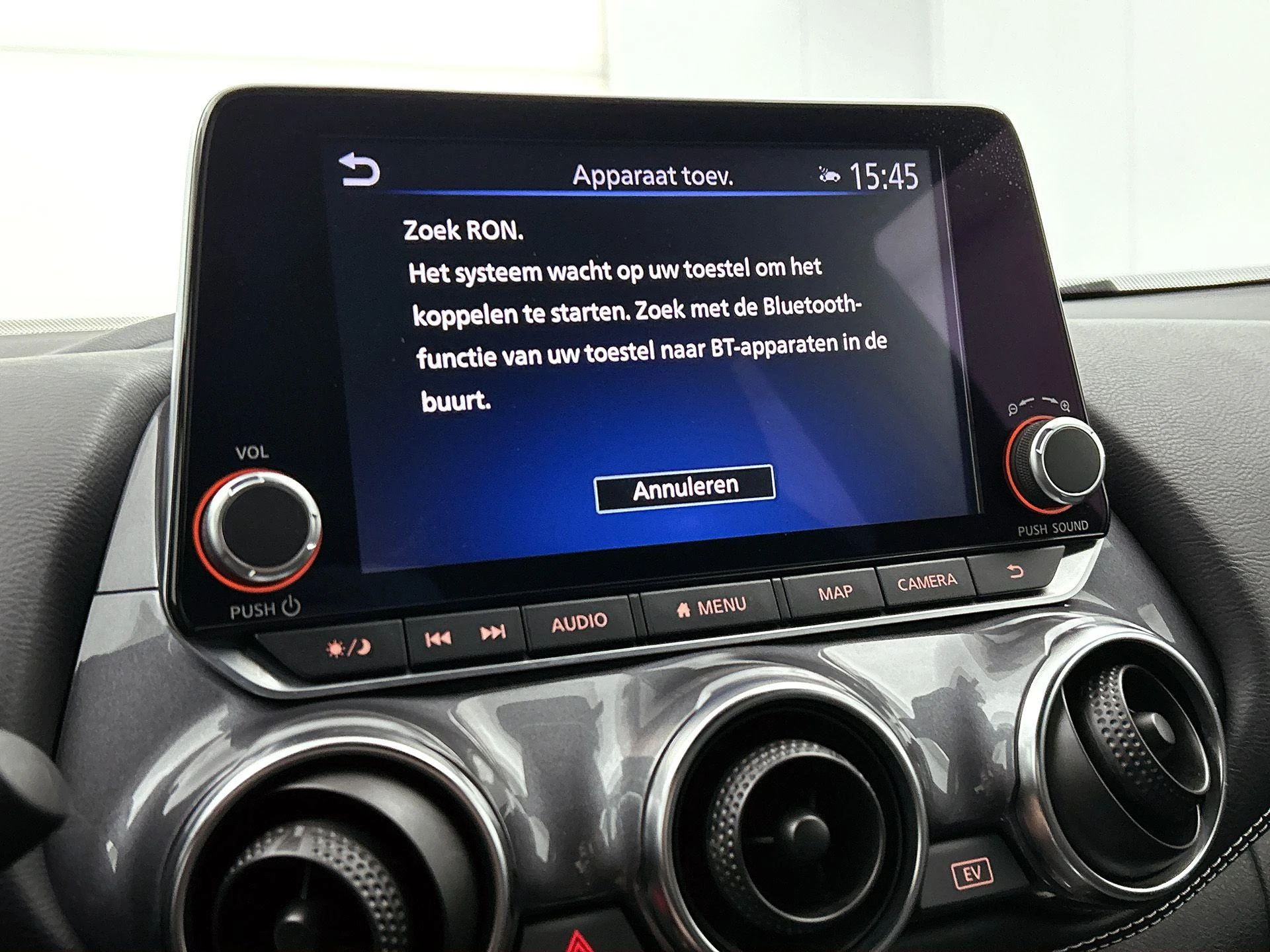 Nissan-Juke-image-17