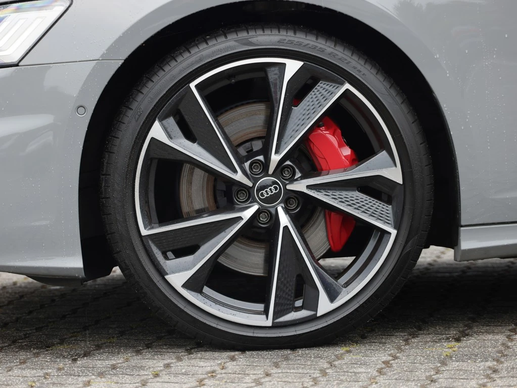 Audi-A6-image-4