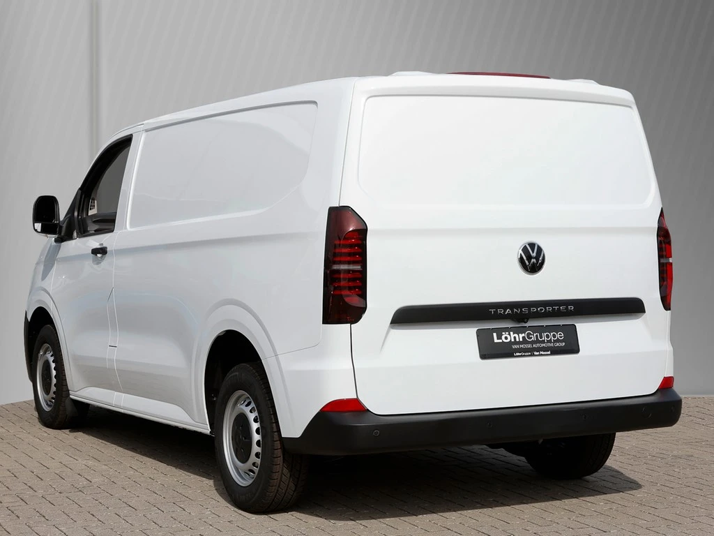 Volkswagen-Transporter-image-3