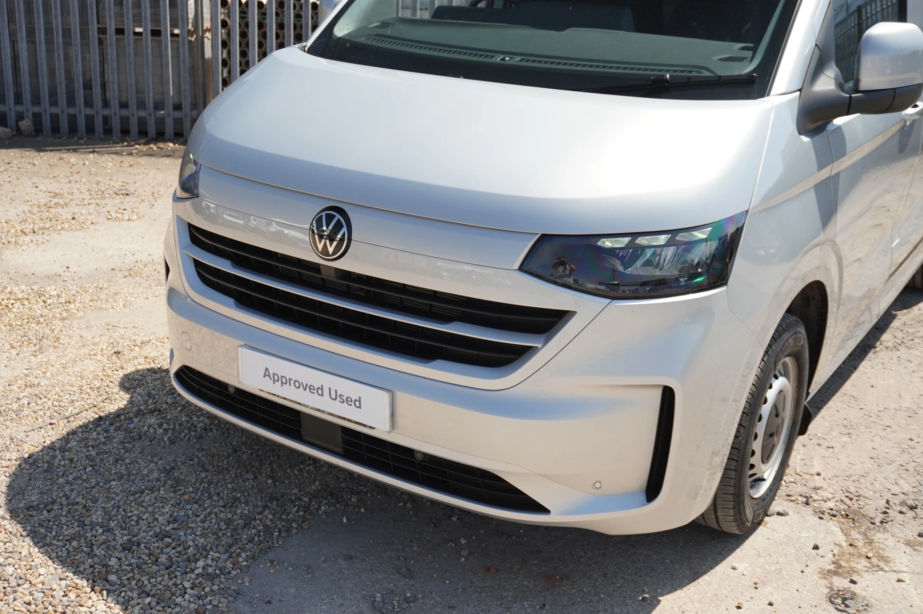 Volkswagen-Transporter-image-53