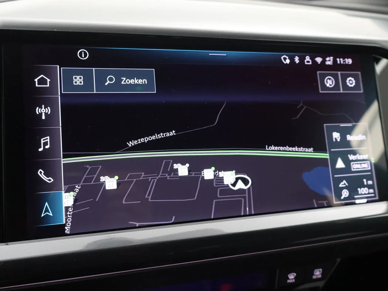 Audi-Q4 e-tron-image-14