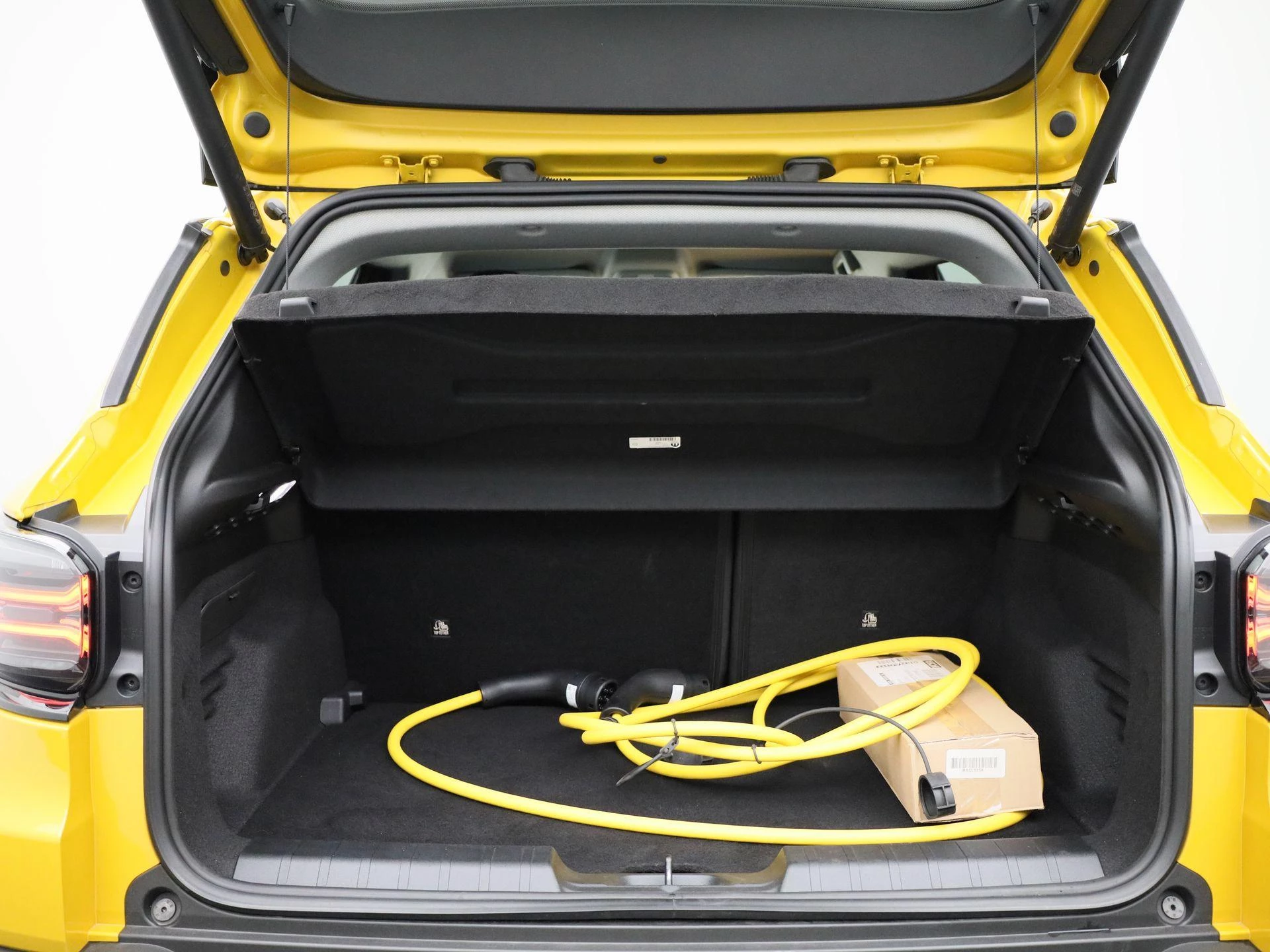 Jeep-Avenger-image-12