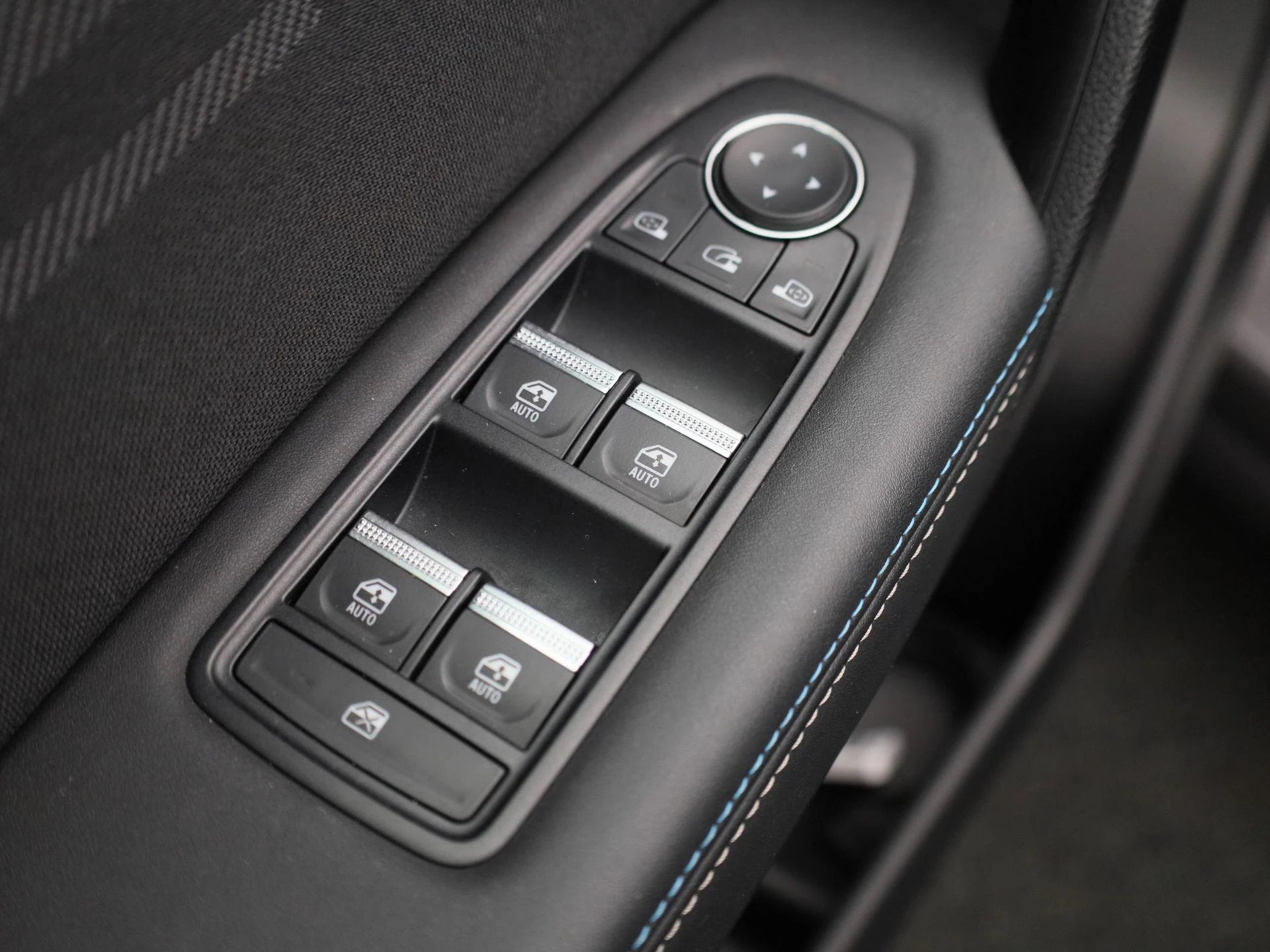 Renault-Captur-image-30