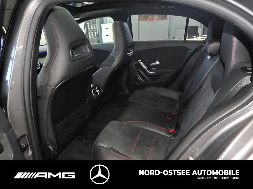 Mercedes-Benz A-Klasse 250 AMG MULTI NIGHT SOUND PANO PARKPAKET DAB AMG LineW177 A 250 AMG MULTI NIGHT SOUND PANO PARKPAKET DAB AMG Line