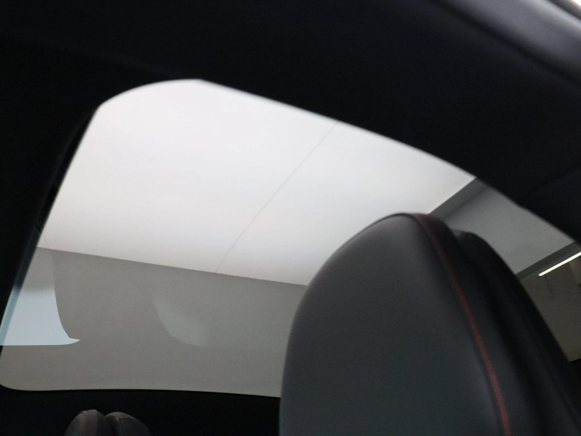 Mercedes-Benz-CLA-image-11
