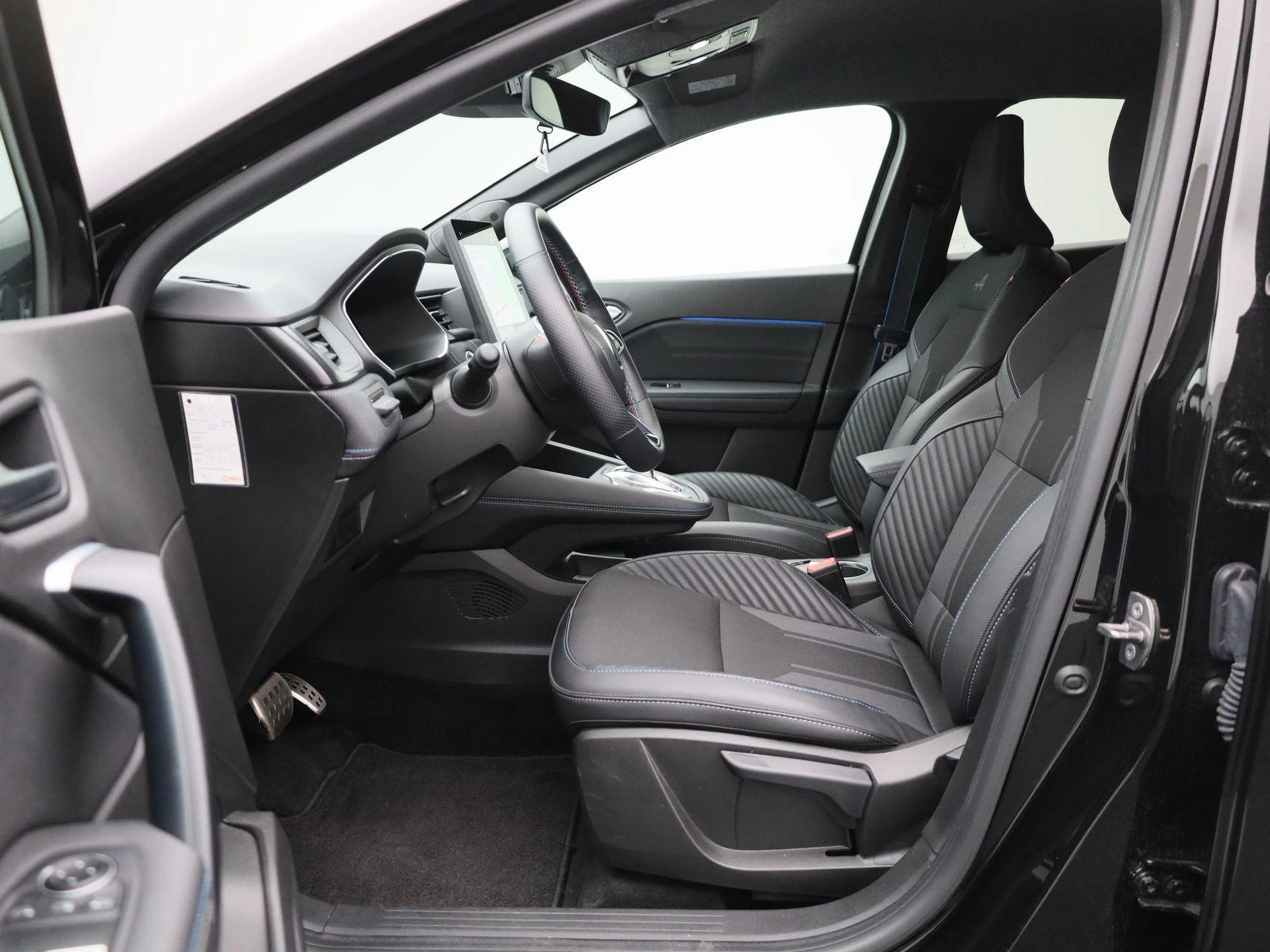 Renault-Captur-image-10