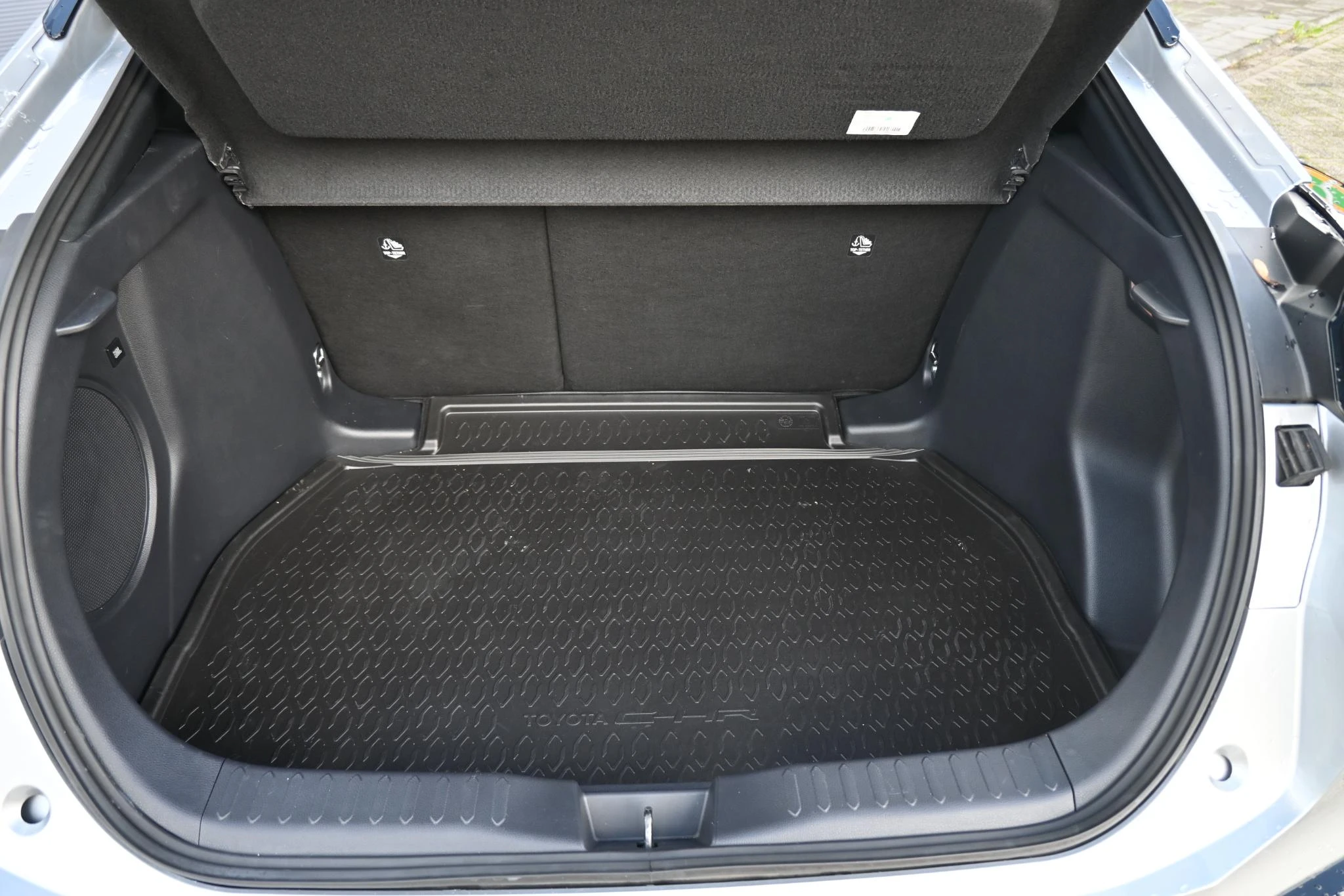 Toyota-C-HR-image-36