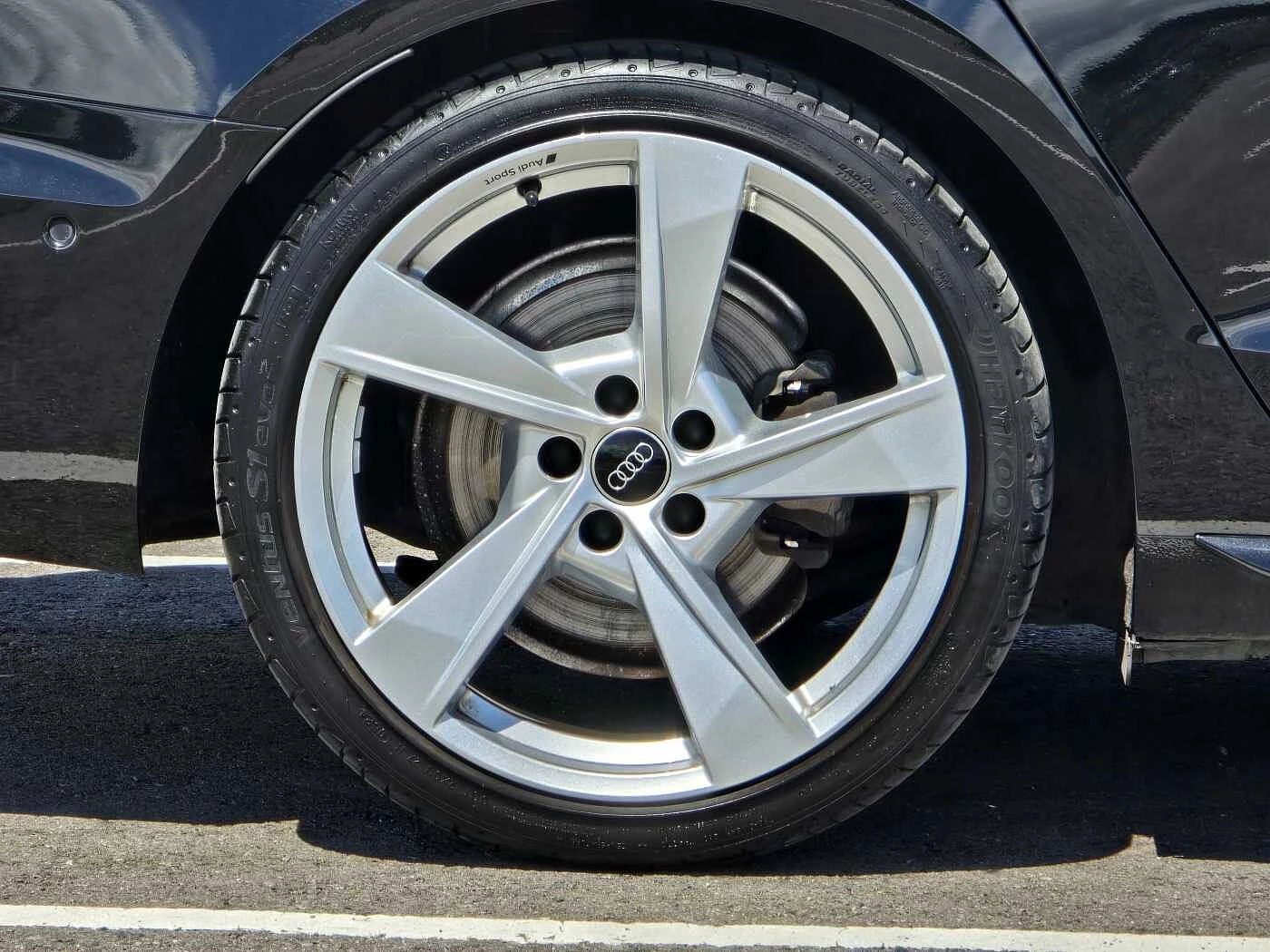 Audi-A4-image-4