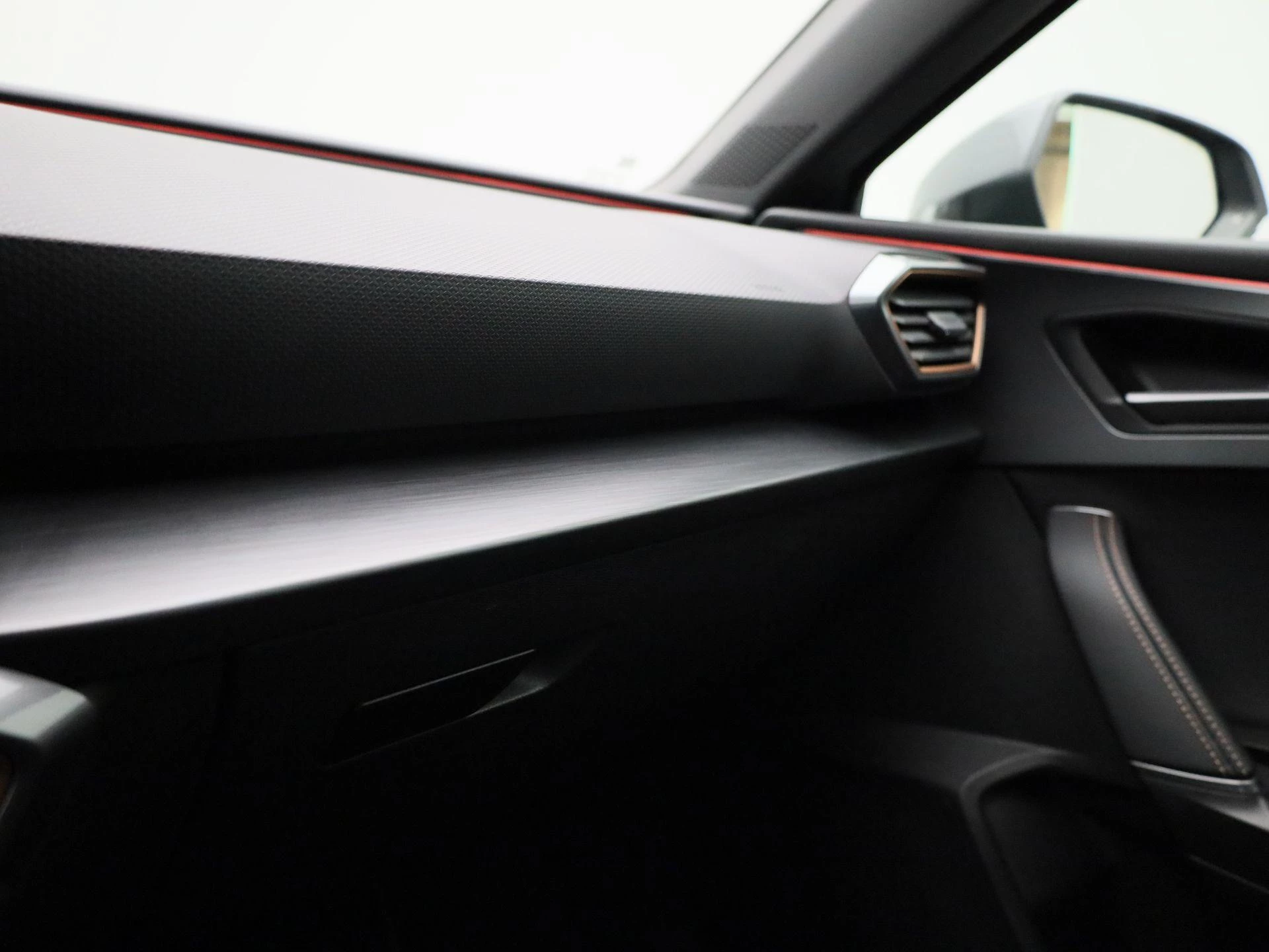 CUPRA Leon 1.4 e-Hybrid VZ Business