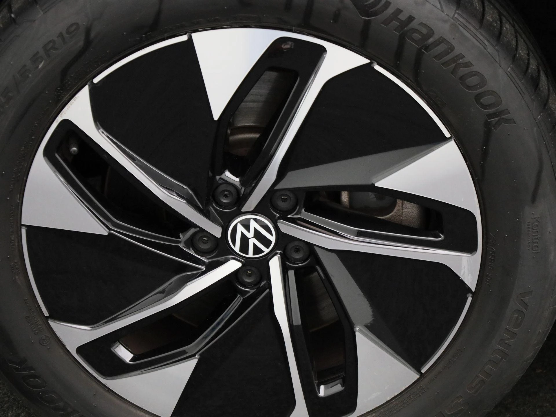 Volkswagen-ID.4-image-10