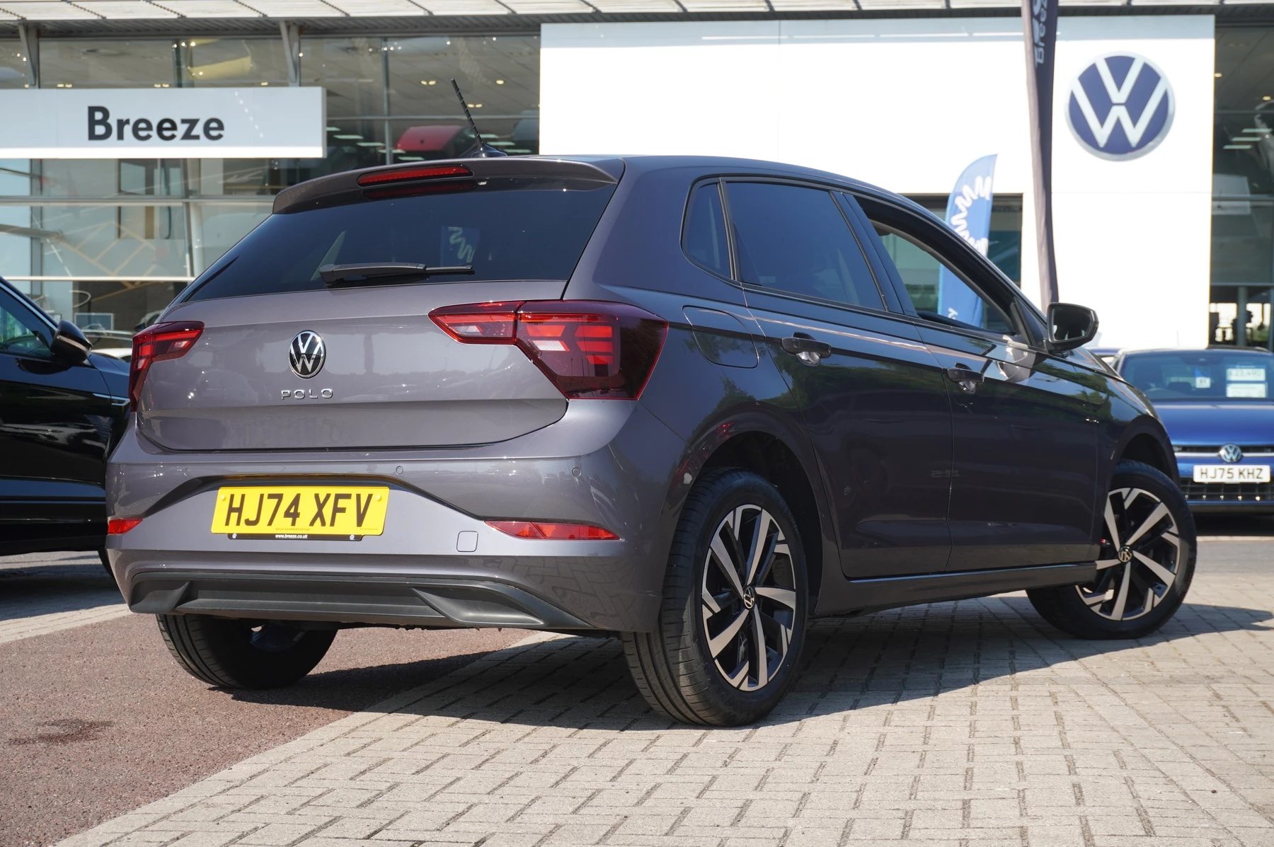 Volkswagen-Polo-image-39
