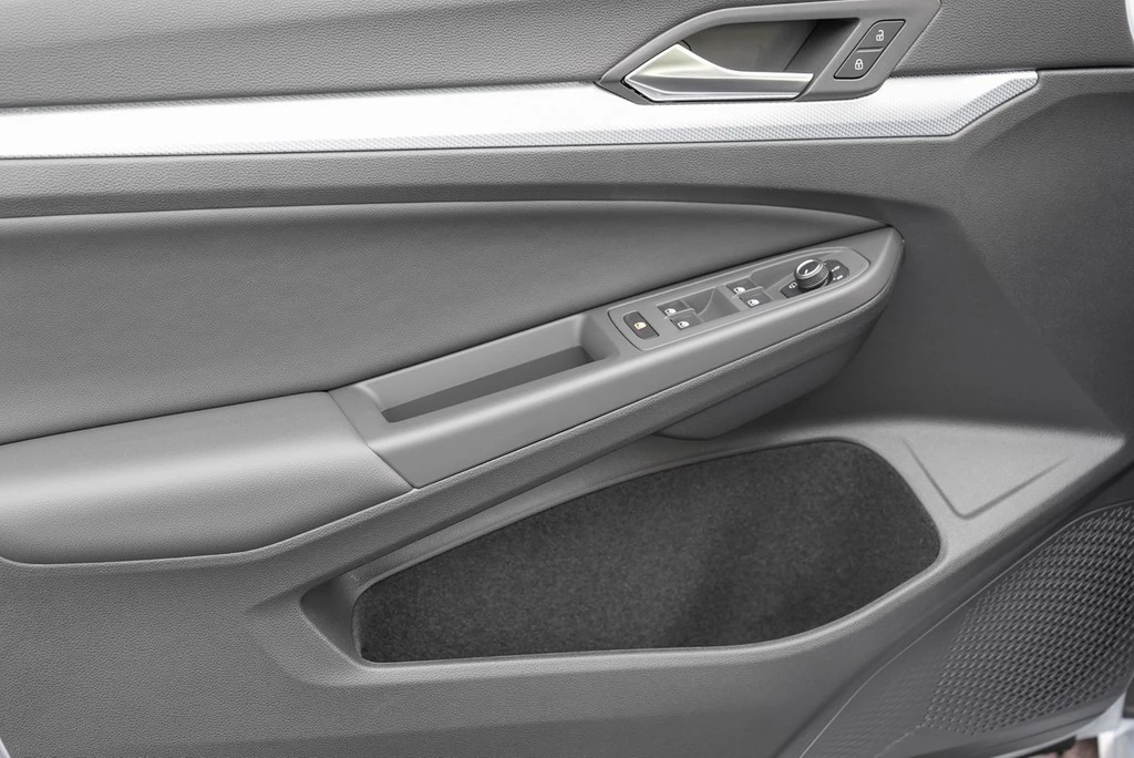 Volkswagen Golf 1.5 eTSI DSG Goal Plus AHK, RFK, ACC, LED-Plus, SHZ, Climatronic