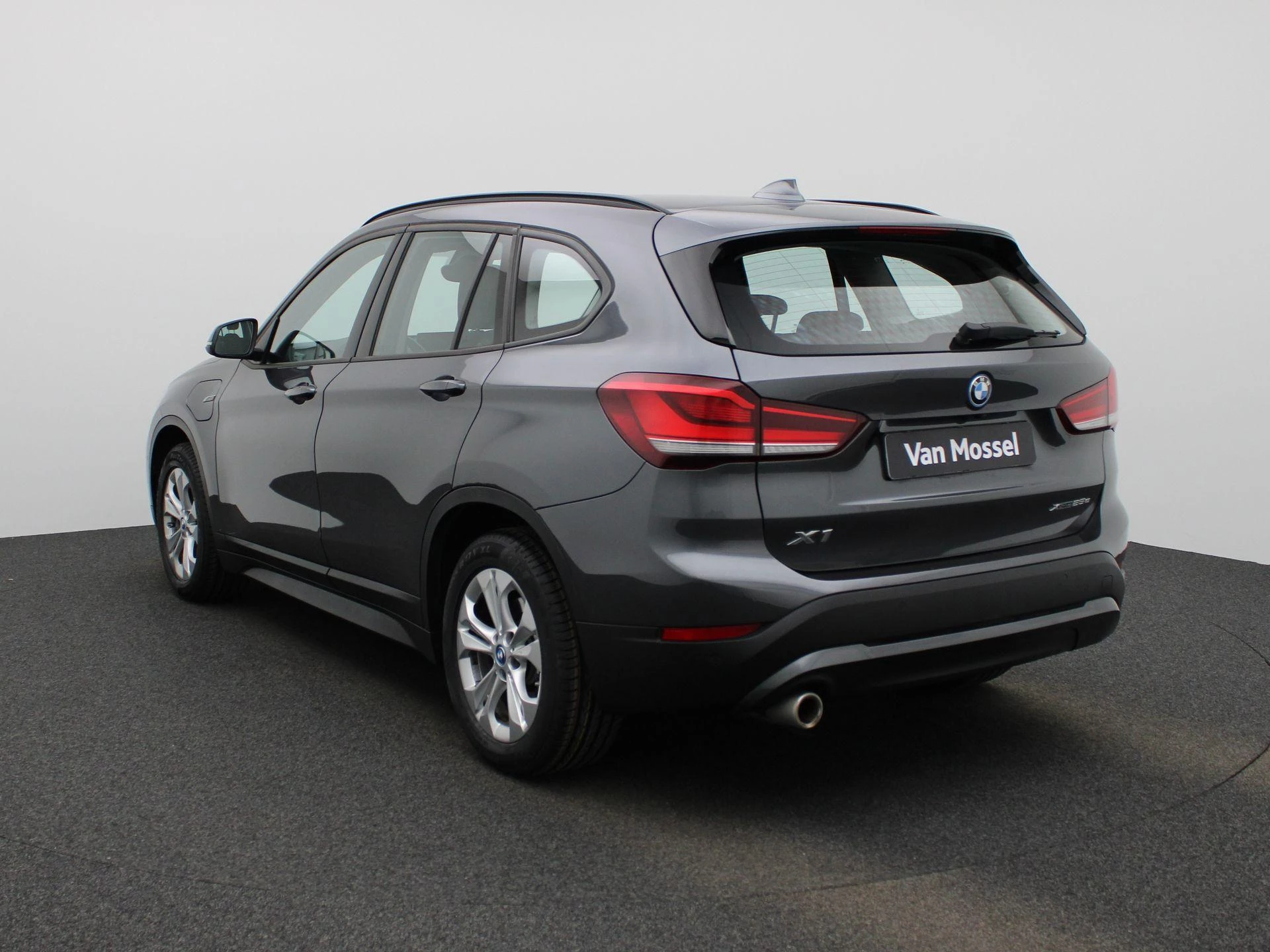 BMW-X1-image-1