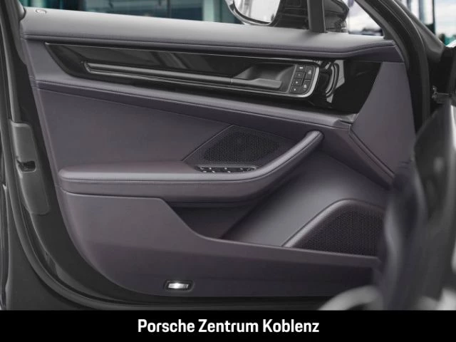 Porsche Panamera 4 E-Hybrid -