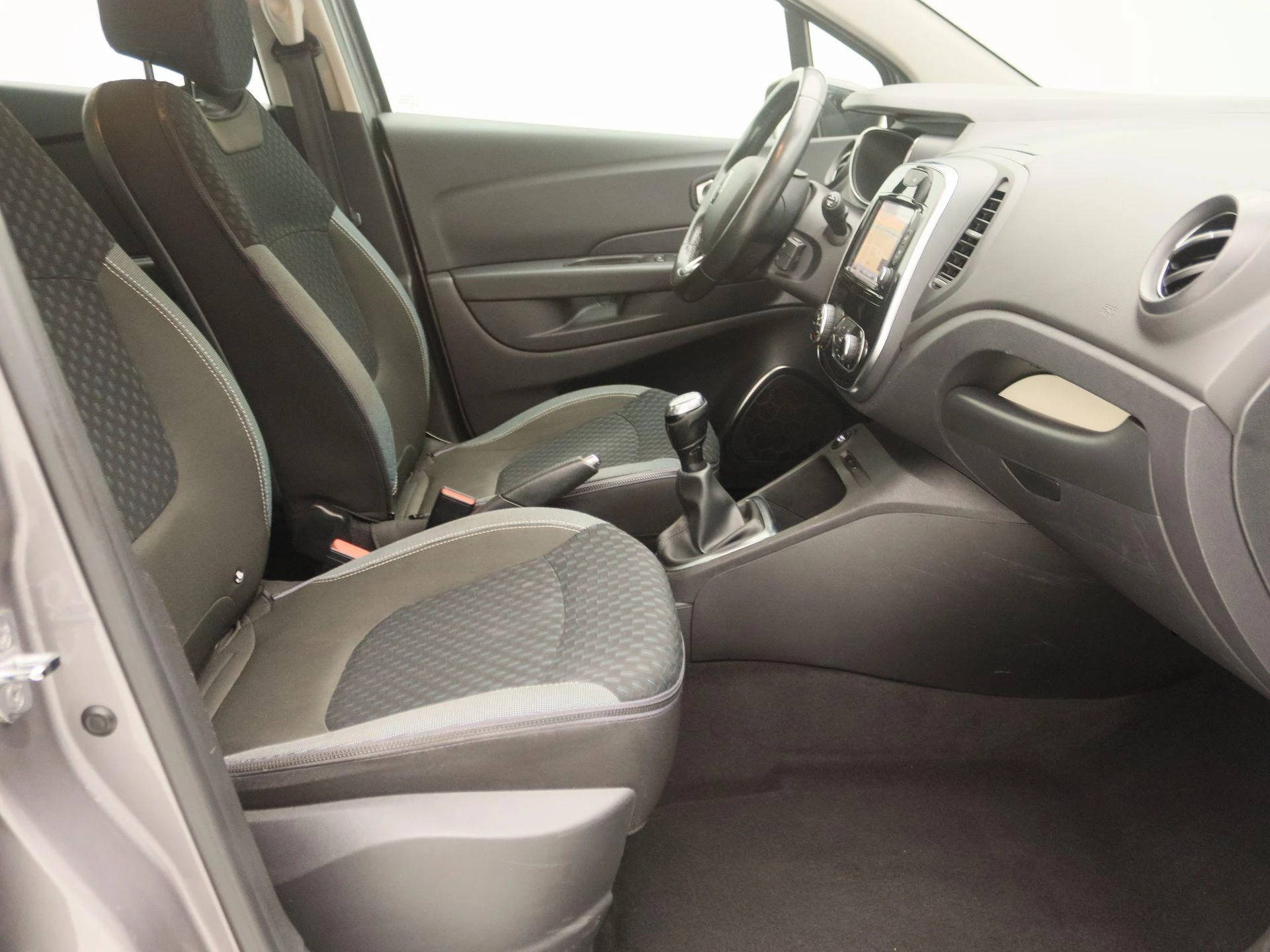 Renault-Captur-image-21