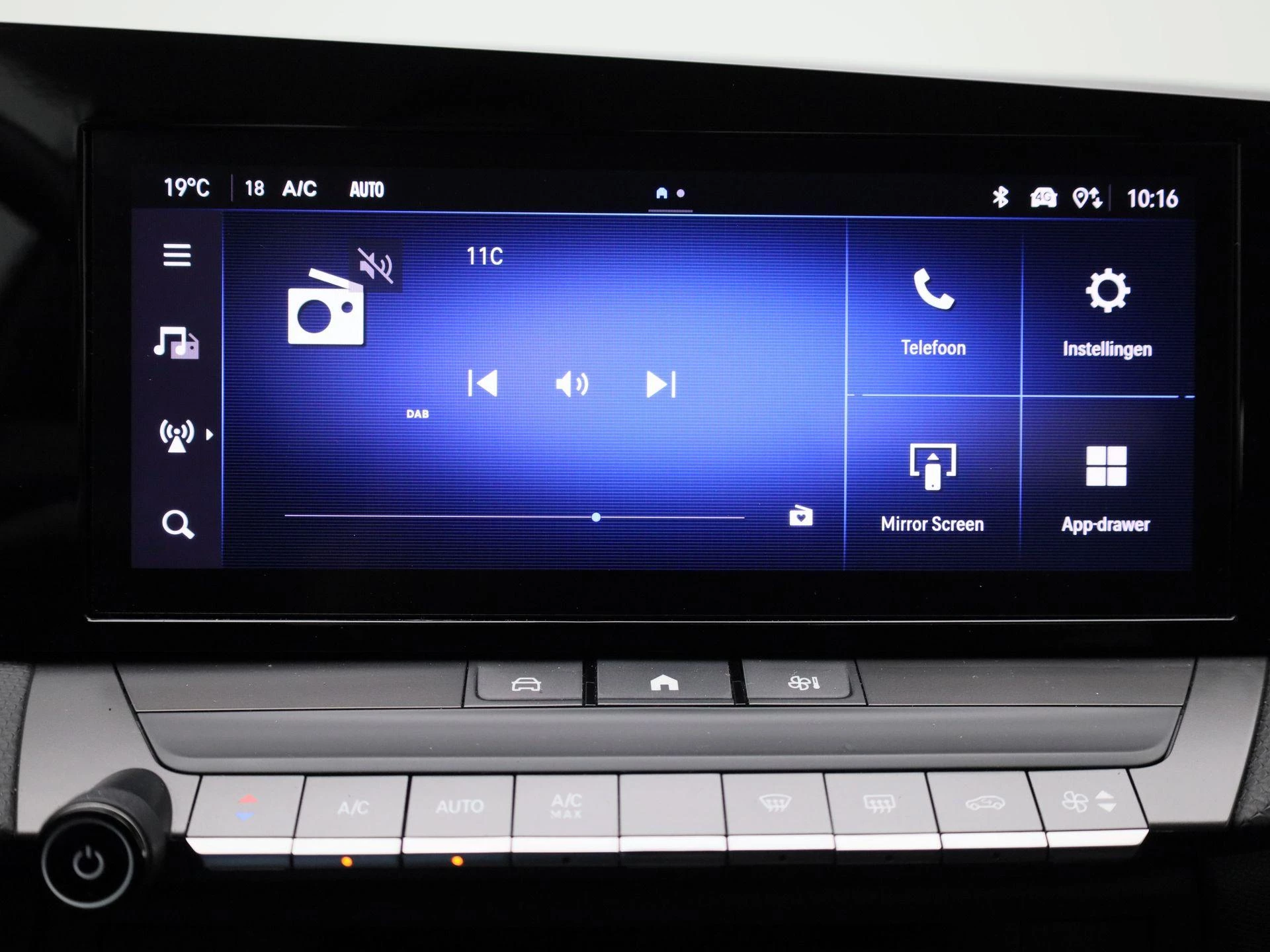 Opel-Astra-image-13