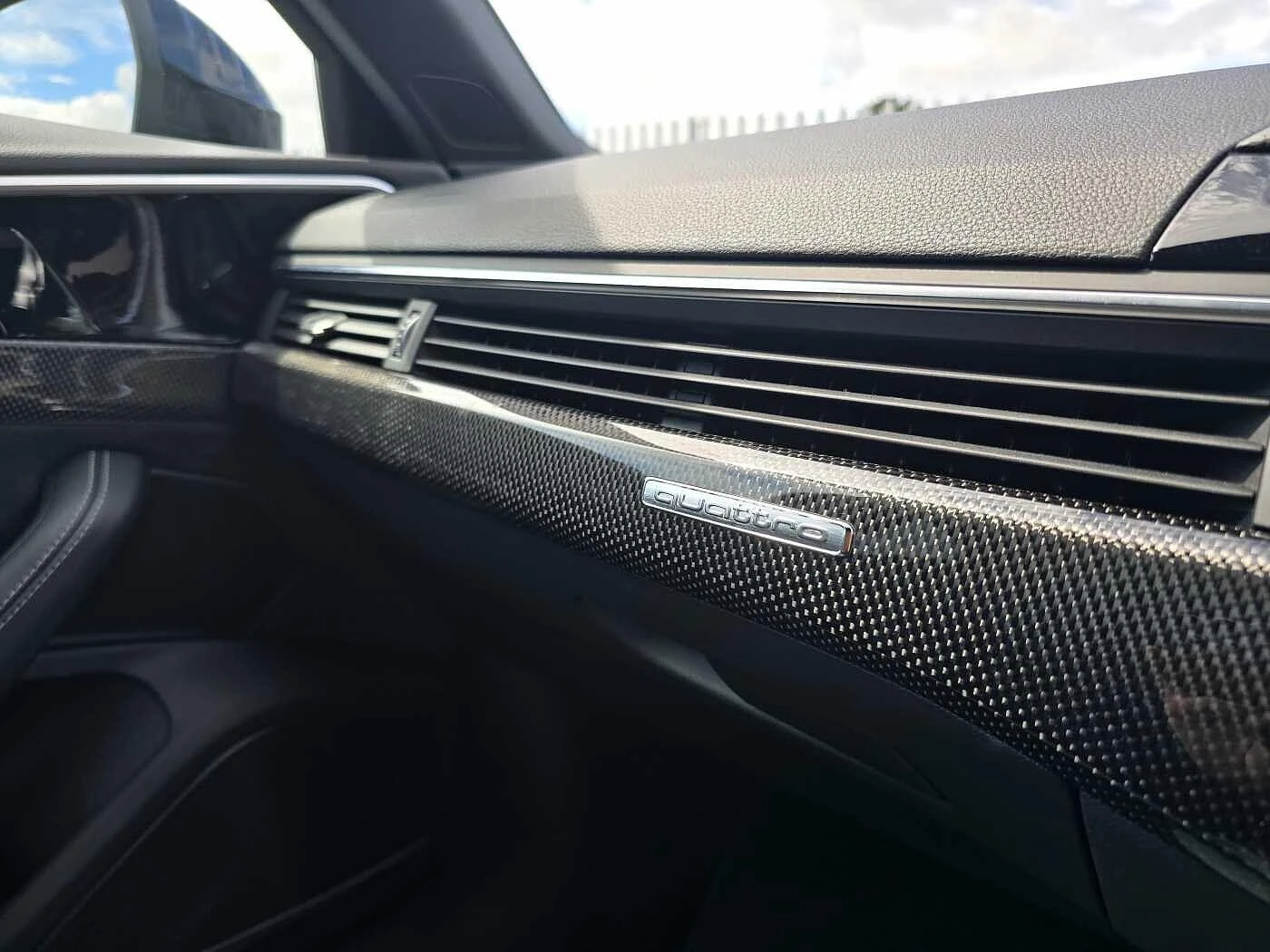 Audi-S4-image-26
