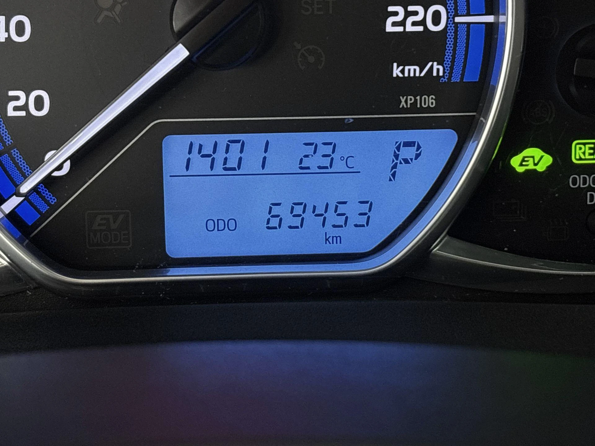 Toyota Yaris 1.5 Hybrid Trend Bi-Tone