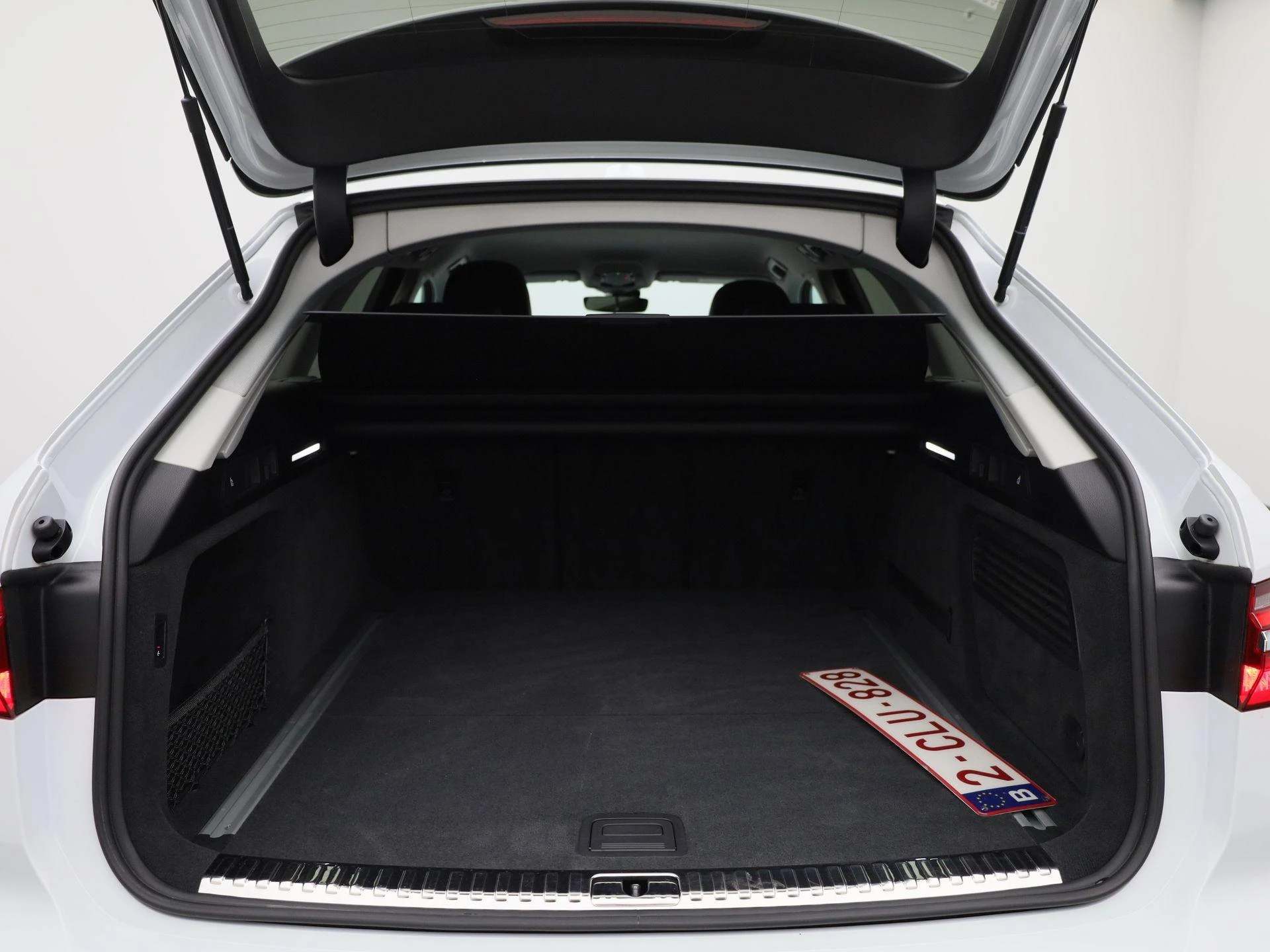 Audi-A6-image-13