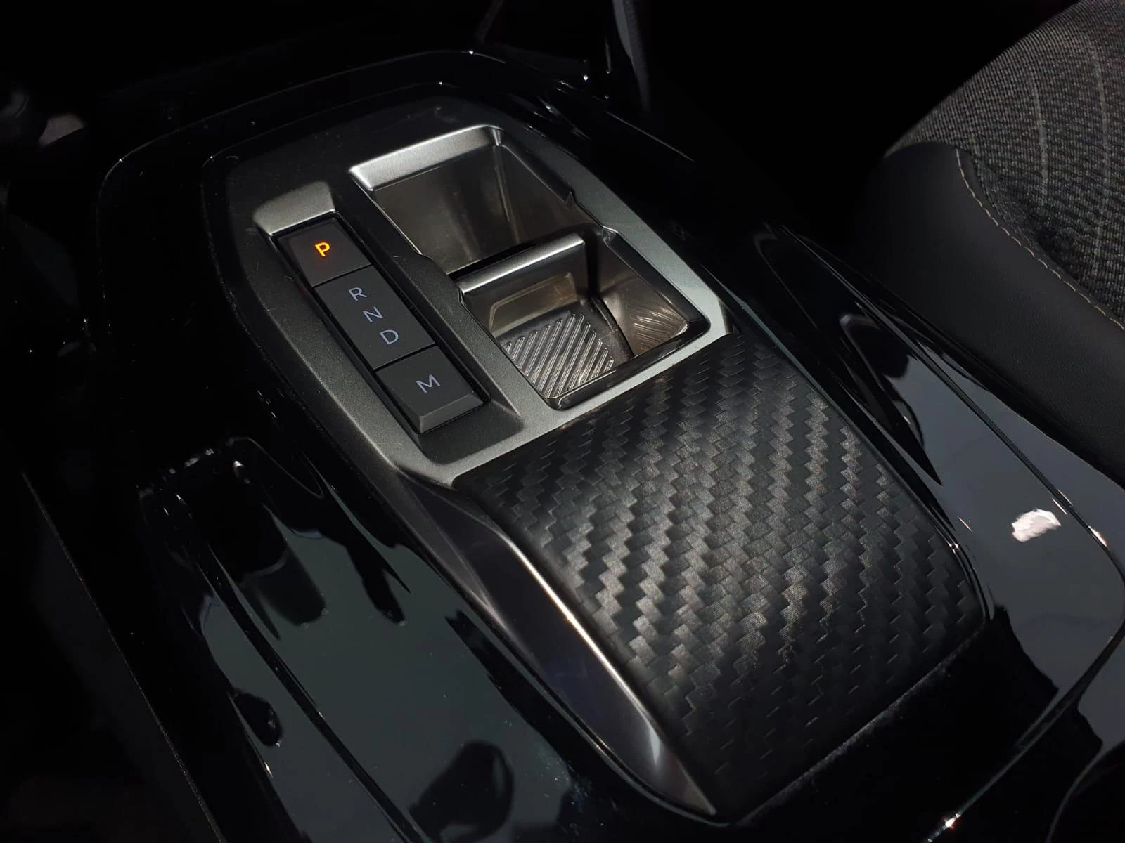 Peugeot-2008-image-25