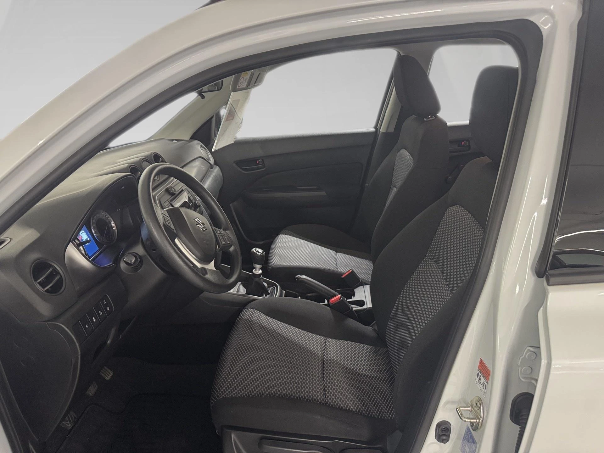 Suzuki-Grand Vitara-image-3