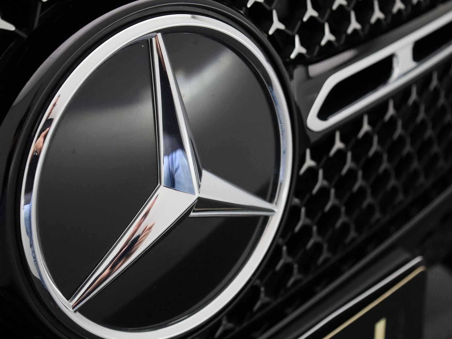 Mercedes-Benz-GLE-image-45