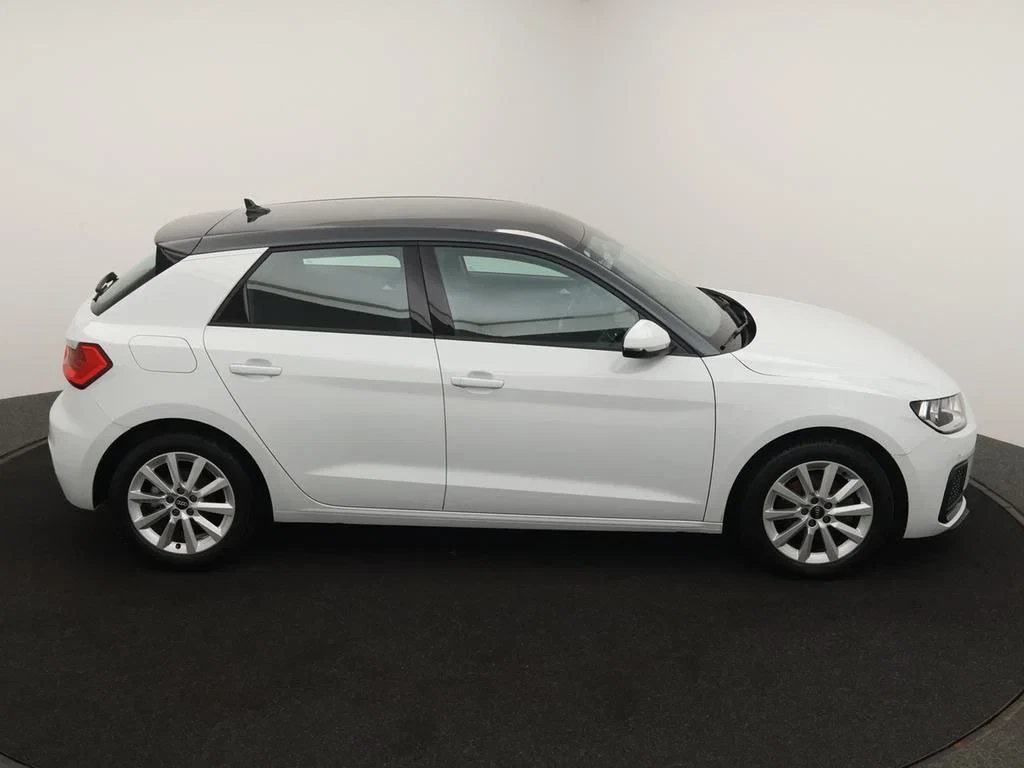 Audi-A1 Sportback-image-6