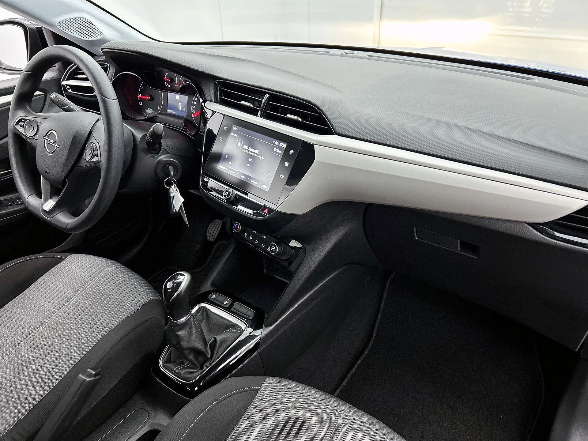 Opel-Corsa-image-21