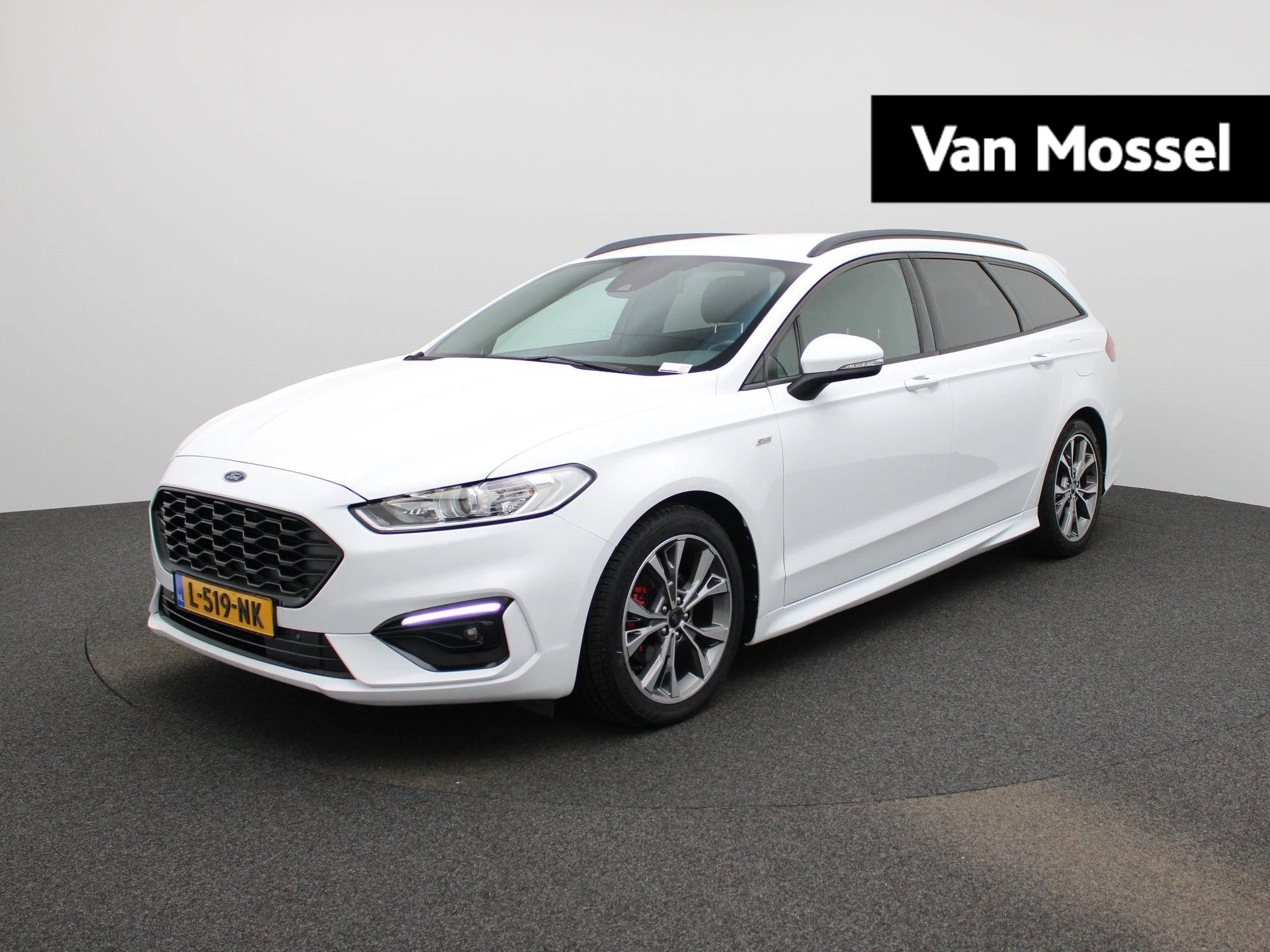 Ford-Mondeo-image-0