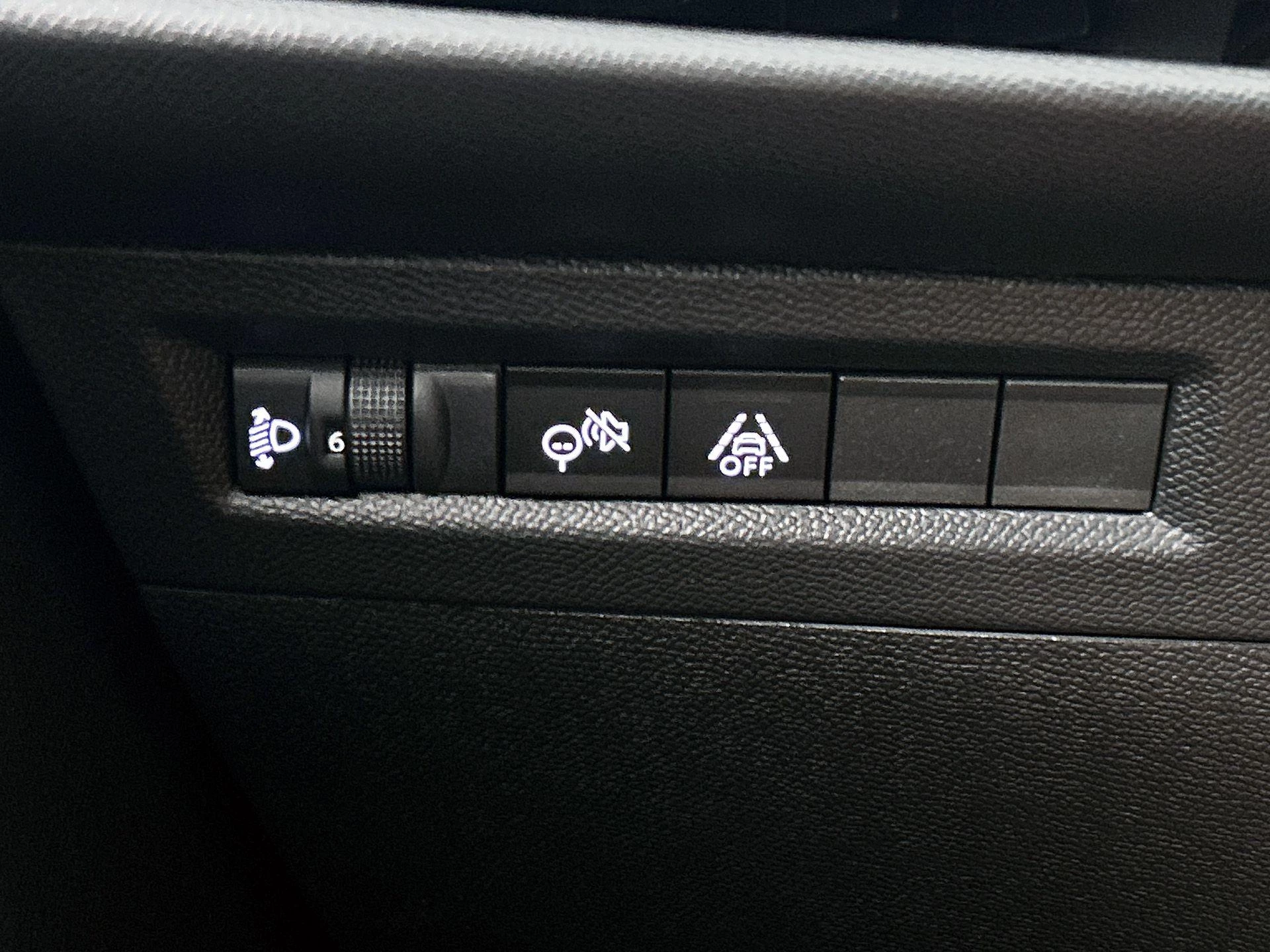 Opel-Frontera-image-17